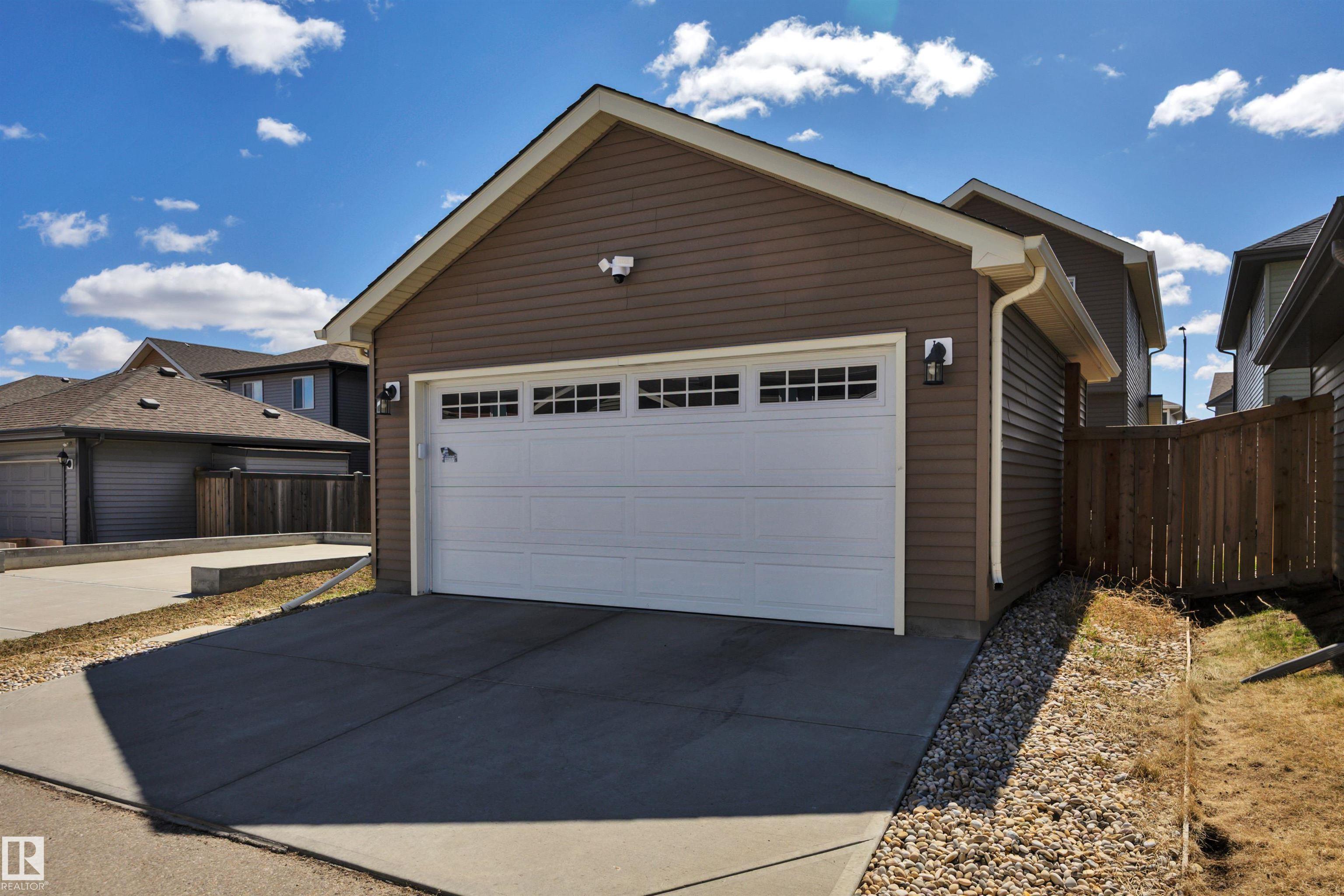 https://zimg.paragon.ice.com/ParagonImages/Property/PM/RAE/225399017/46/0/0/c3fc2dcf3baf9b5976ffe5092c073d75/1/7c4d8a857325213461529ecfe6a2a51f/225399017-920a6f71-a988-44dc-90af-4b31730a6828.JPG
