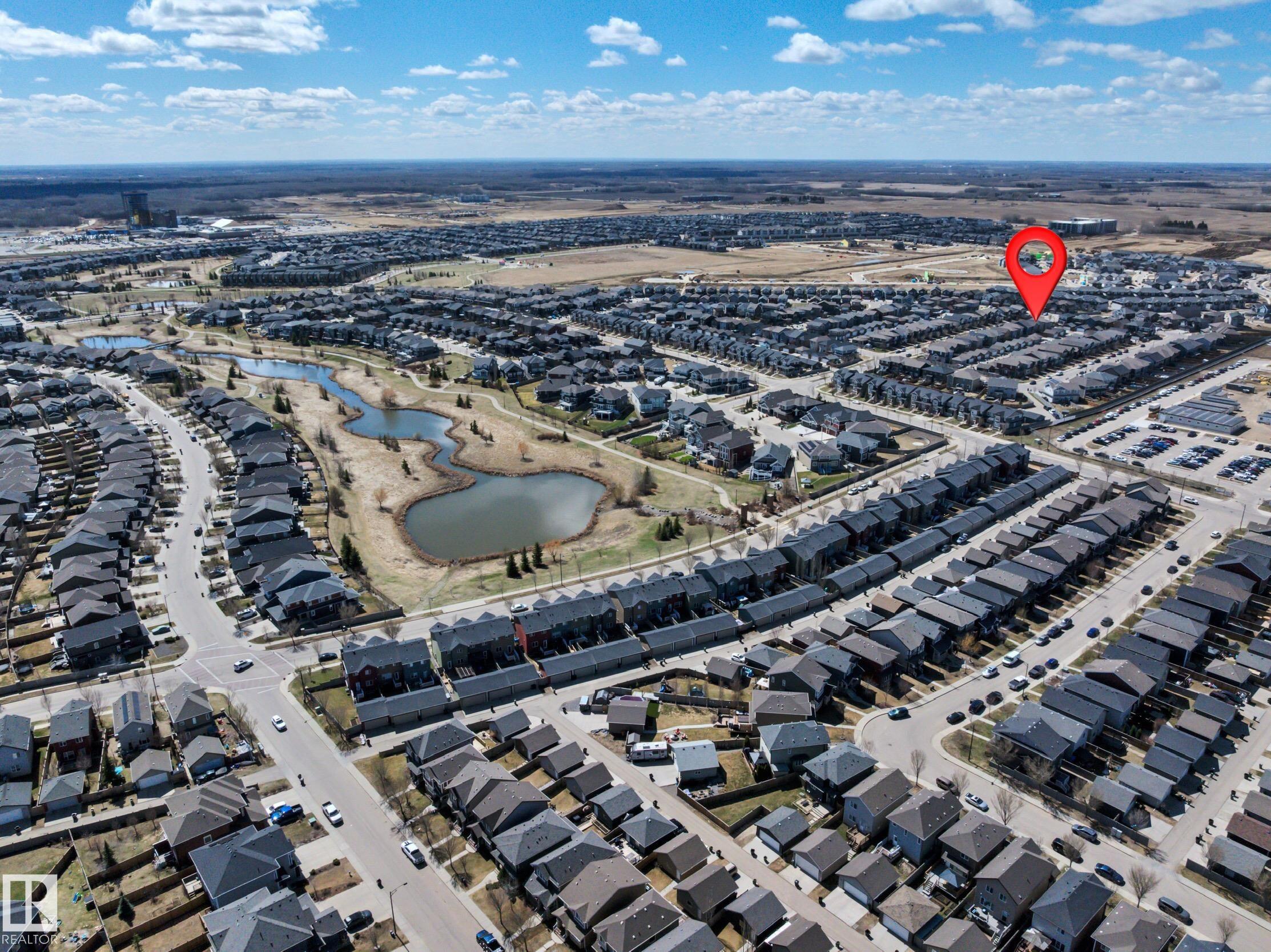 https://zimg.paragon.ice.com/ParagonImages/Property/PM/RAE/225399017/52/0/0/8e839f27186d4865550d2e76aa1209dd/1/7c4d8a857325213461529ecfe6a2a51f/225399017-813d03da-084b-4b20-9d6d-75b465b40e0e.JPG