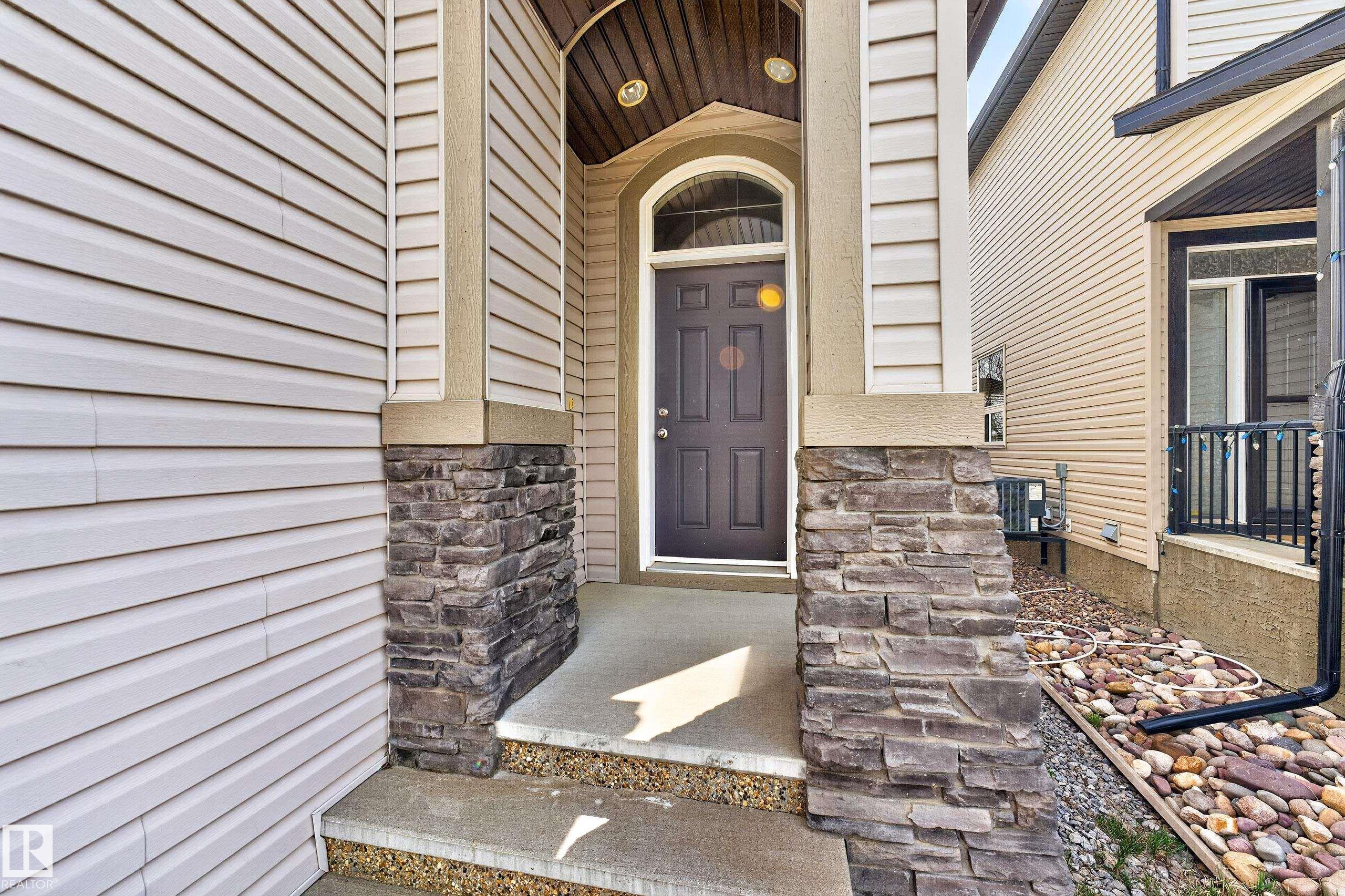 Picture for 22055 95 AV NW