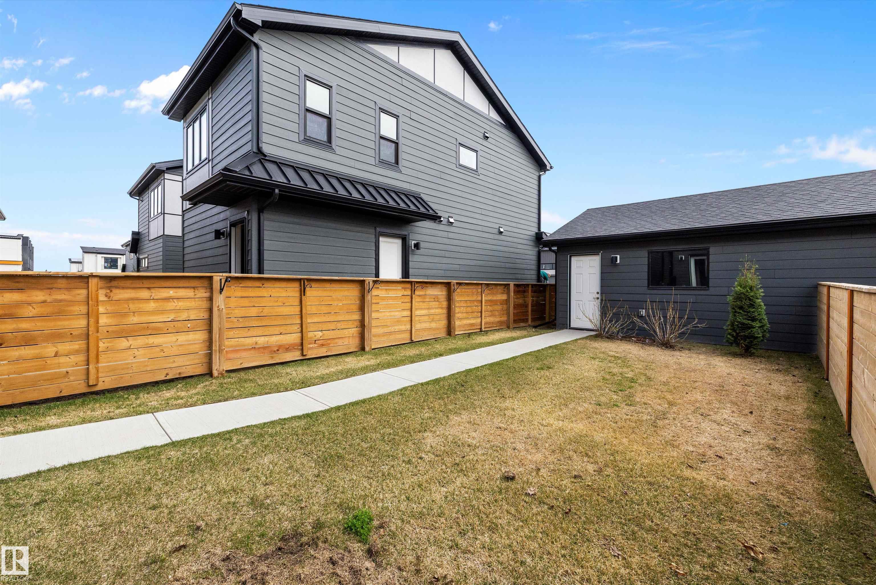 https://zimg.paragon.ice.com/ParagonImages/Property/PM/RAE/225399049/41/0/0/a910a23b5c68d9cfb8d7c540ec8bd4b4/1/b424405d4c7c9aaf4861d566037cf669/225399049-a6e95210-0fae-4852-bcb3-0ae0b61745ea.JPG