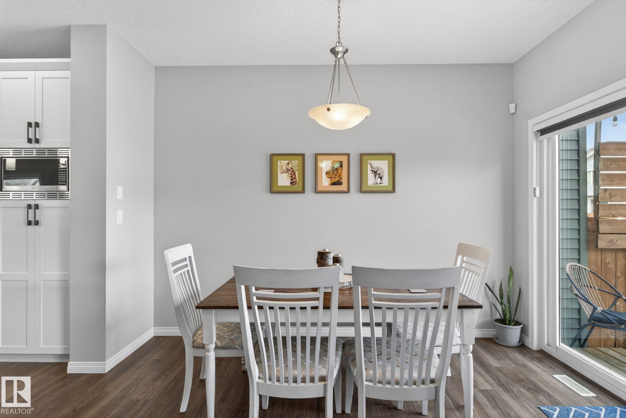 https://zimg.paragon.ice.com/ParagonImages/Property/PM/RAE/225399051/25/0/0/ca5a9491ecf7ae5c9f00fa29363478dd/1/4ccfe808f8a1360bcf941b2fd9f2a486/225399051-77d9dd5e-0cfc-46c7-869c-4dbce6293eef.JPG
