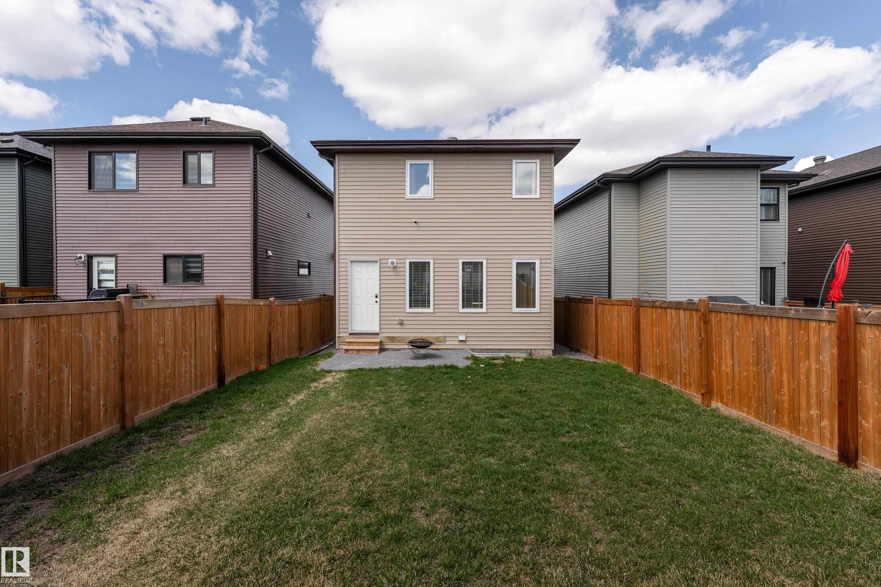 Photo 29 at 7 Tribute Common, Tonewood, Spruce Grove