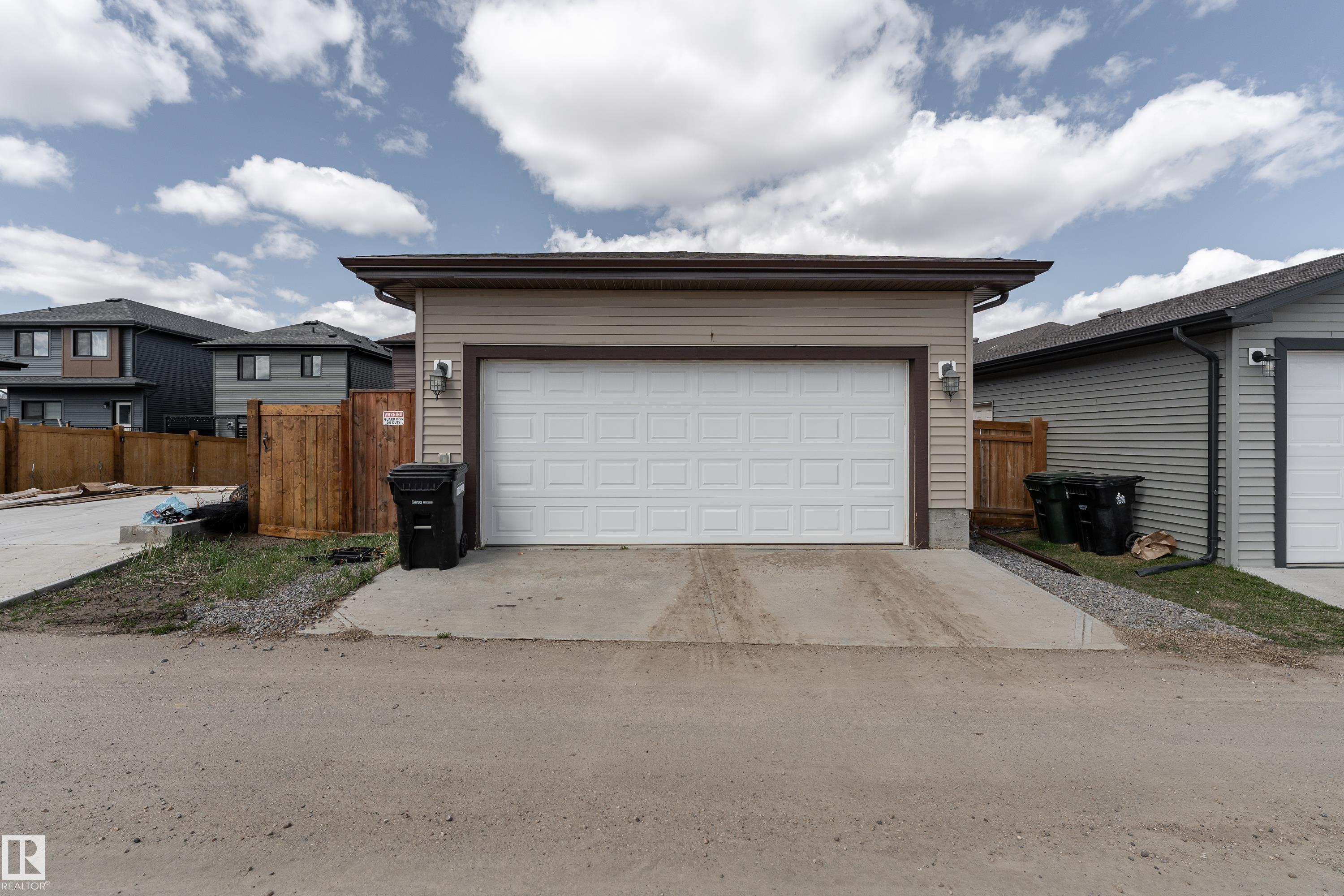 Photo 31 at 7 Tribute Common, Tonewood, Spruce Grove