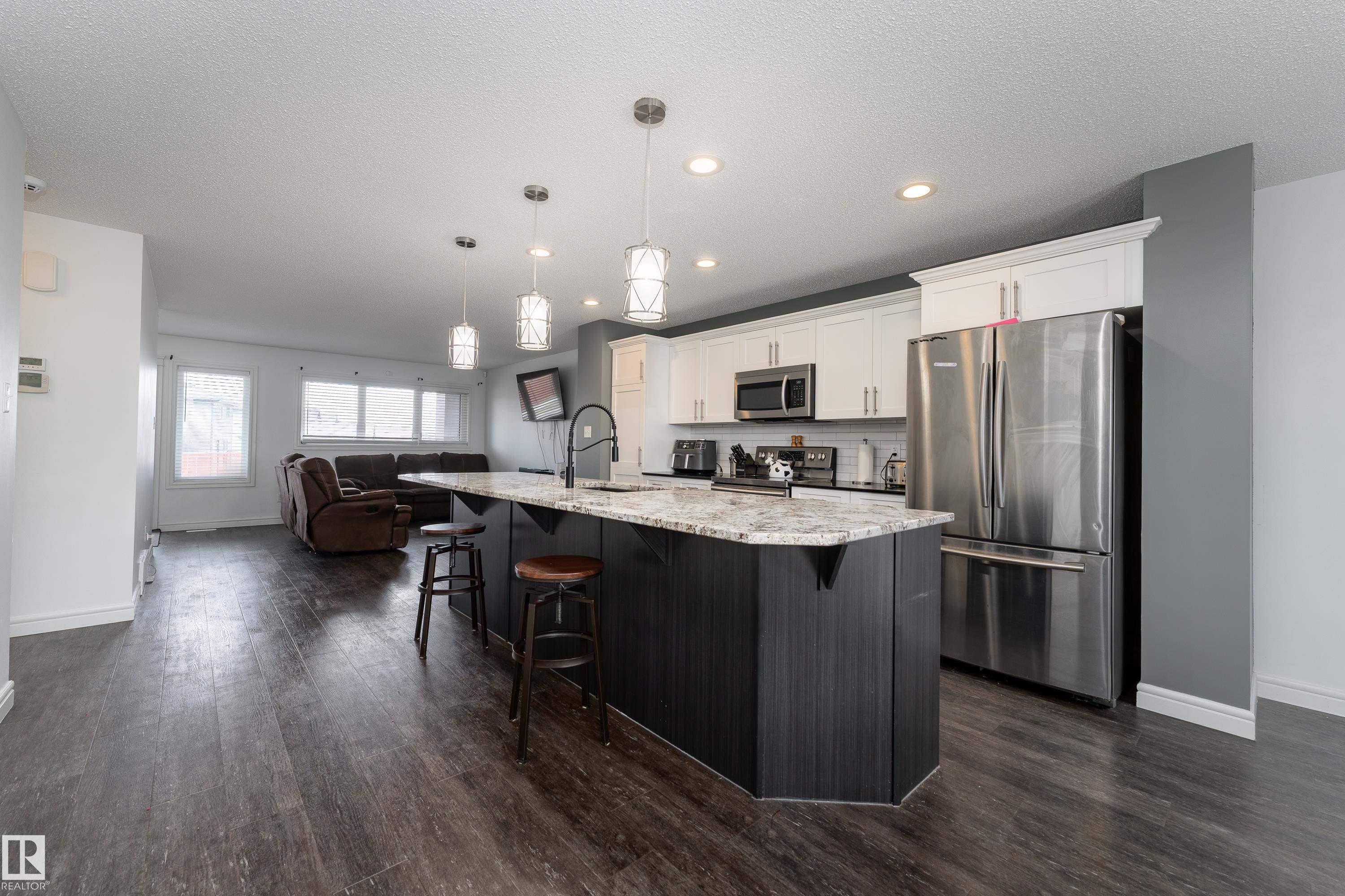 Photo 9 at 7 Tribute Common, Tonewood, Spruce Grove