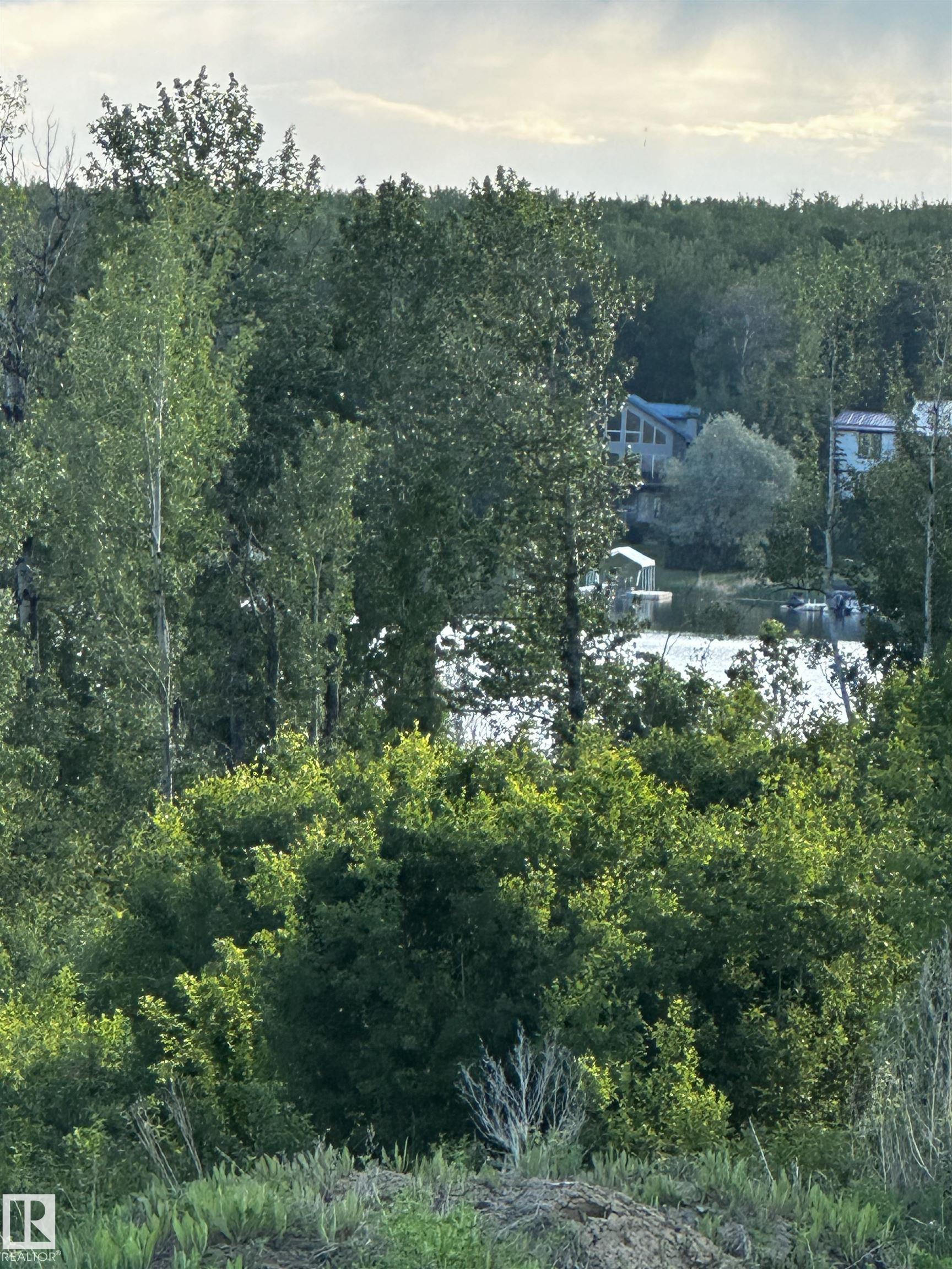 103 2307 Twp 522, West Point Estates, Rural Parkland County