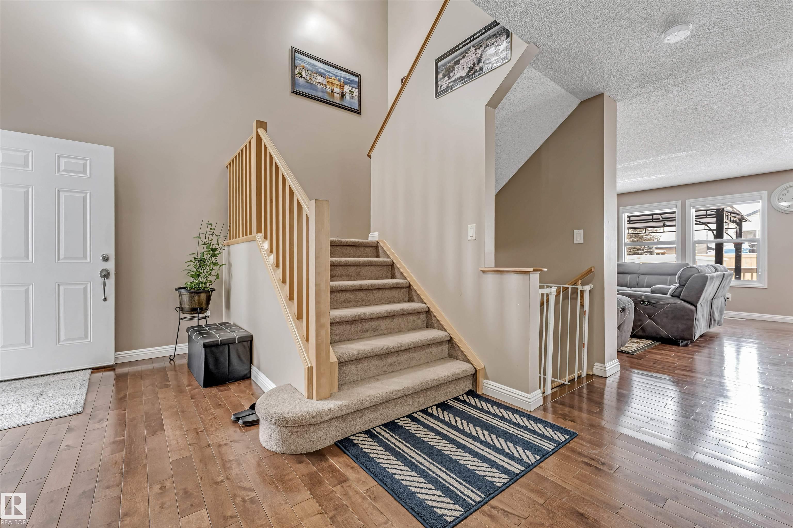 Photo 12 at 3236 26 Avenue NW, Silver Berry, Edmonton