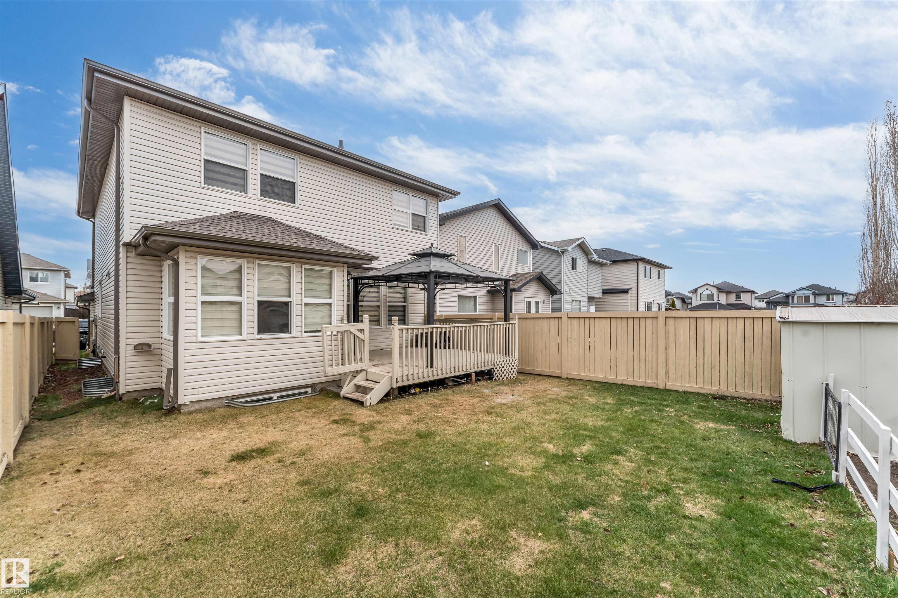 3236 26 Avenue NW, Silver Berry, Edmonton