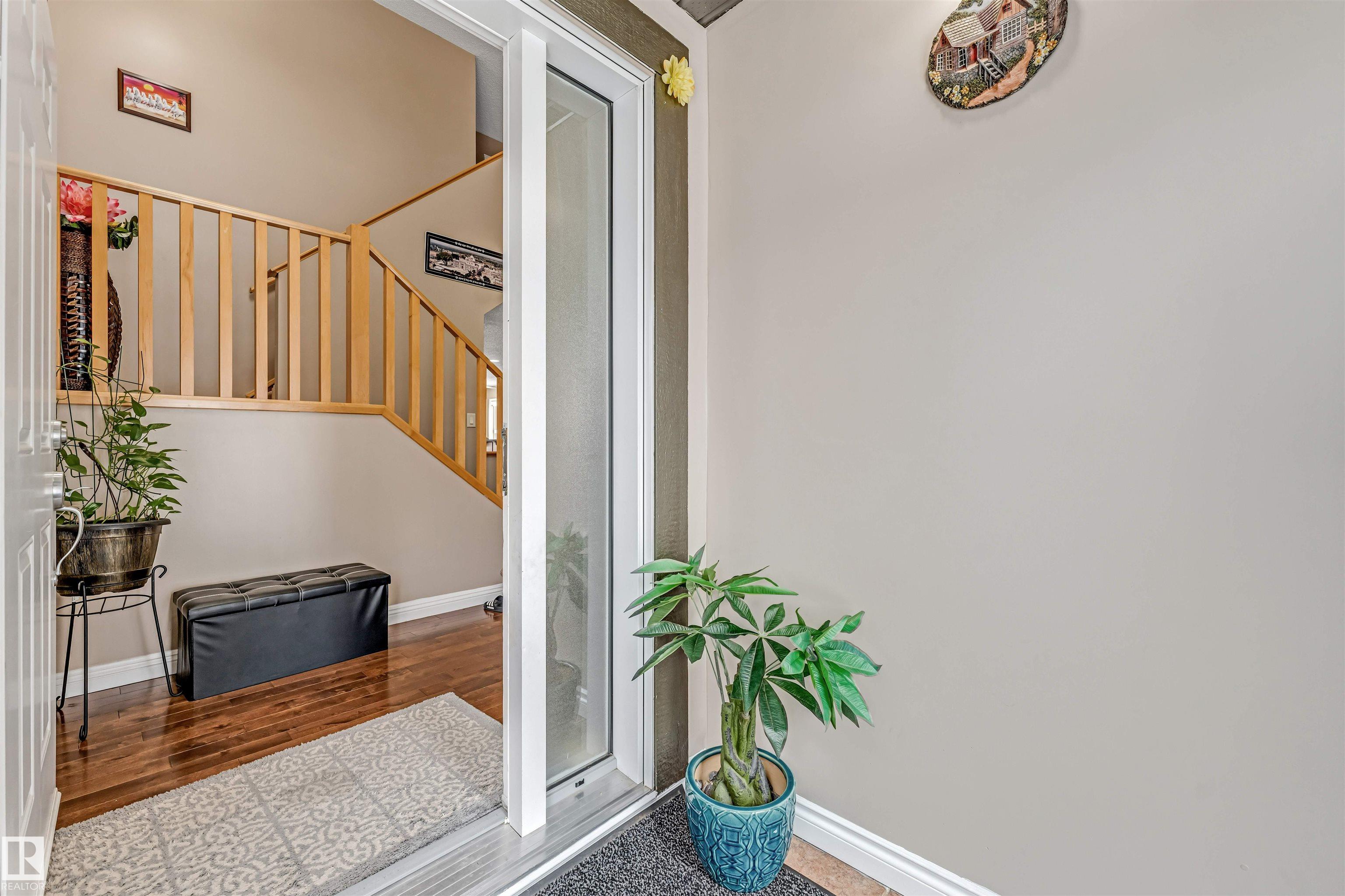 Photo 6 at 3236 26 Avenue NW, Silver Berry, Edmonton