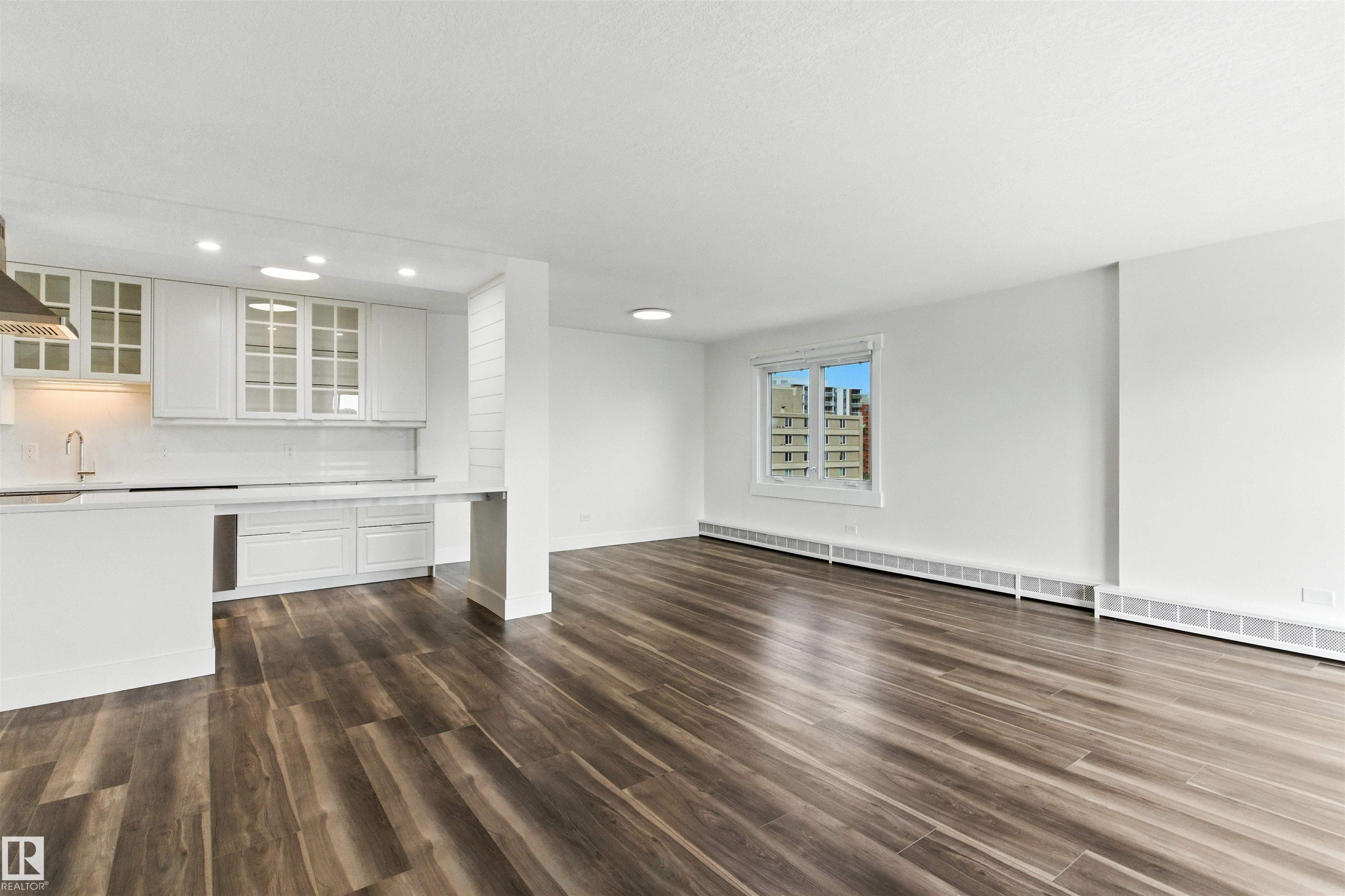 https://zimg.paragon.ice.com/ParagonImages/Property/PM/RAE/225399079/11/0/0/d9521e8d66d53489636b2b35a7ada598/1/7661bb6e5a5fdb380aaa67bc846f9b02/225399079-BAF3F782-FD74-46C0-8AFD-3781C71A1F30.JPG