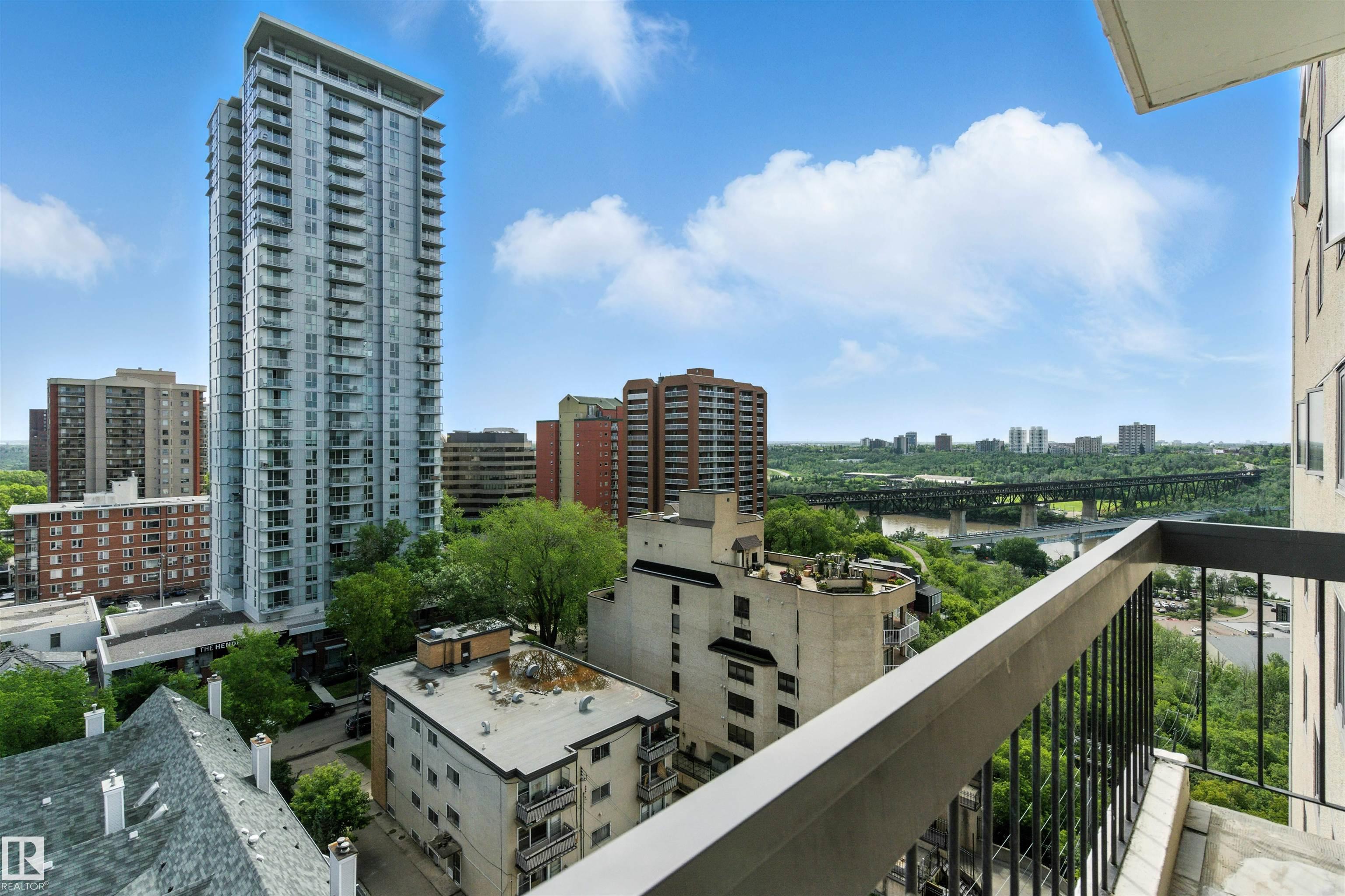 https://zimg.paragon.ice.com/ParagonImages/Property/PM/RAE/225399079/20/0/0/738cd650814bfa41a8ebf9d30890981b/1/7661bb6e5a5fdb380aaa67bc846f9b02/225399079-C689A3C2-2466-47BB-B25B-24C573B051BD.JPG