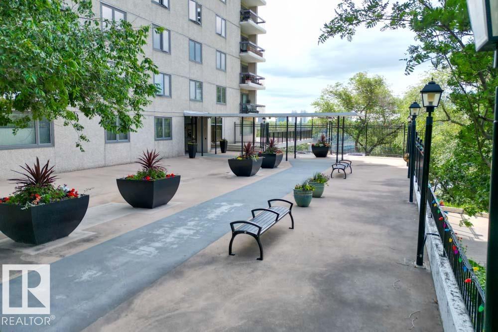 https://zimg.paragon.ice.com/ParagonImages/Property/PM/RAE/225399079/28/0/0/e077e562826b2c239d0b05451fe31395/1/7661bb6e5a5fdb380aaa67bc846f9b02/225399079-2EF73F08-884D-47CB-A1B2-5F30999888DB.JPG