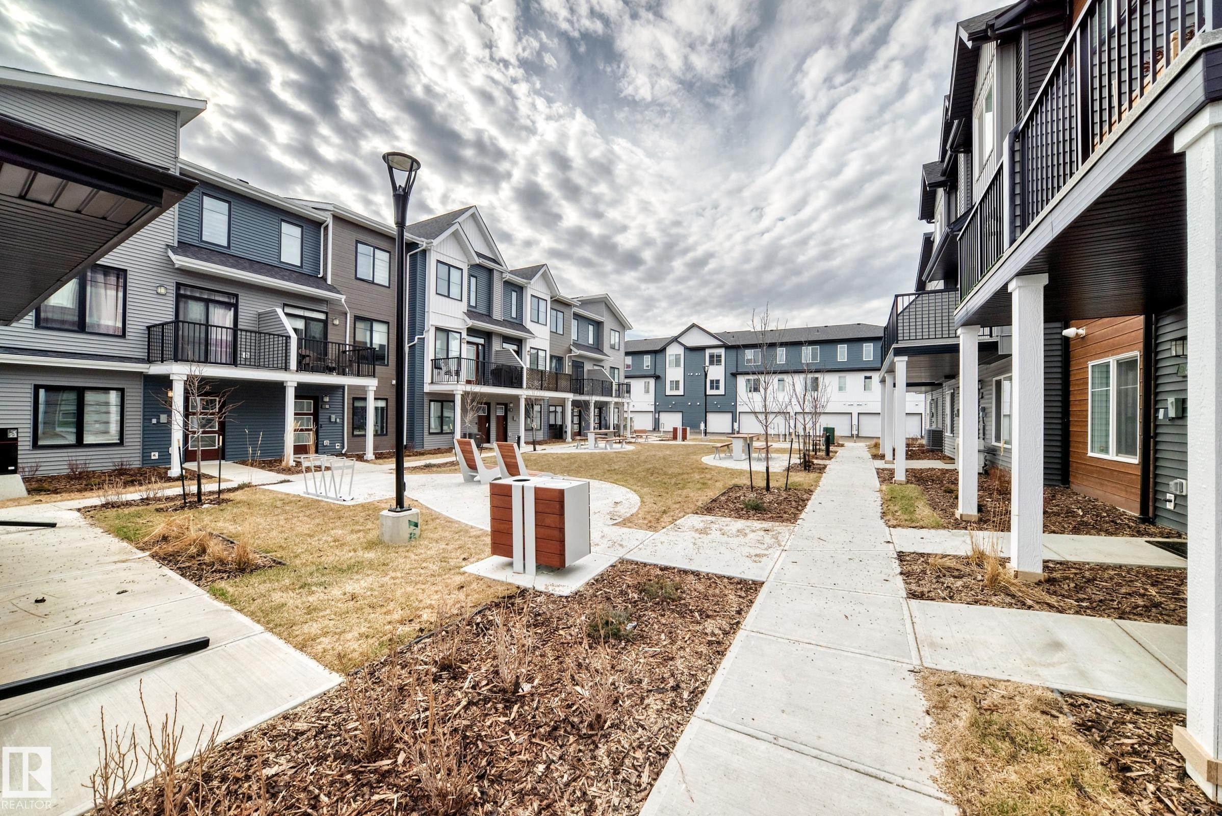 https://zimg.paragon.ice.com/ParagonImages/Property/PM/RAE/225399081/30/0/0/d7ed3238885934f79ce97d0d9d0ea1e1/1/1c56fffe4e6fc340a44fceac3a474b4d/225399081-d9b15a91-c7cf-4027-b5cb-ea0aad57d4f5.JPG