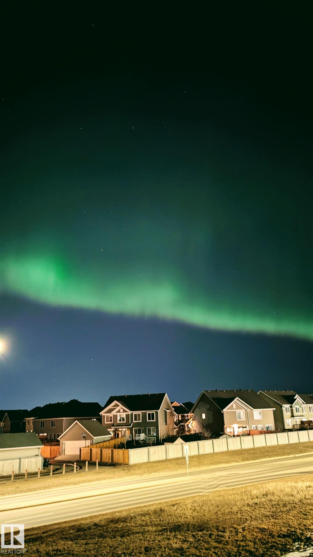 https://zimg.paragon.ice.com/ParagonImages/Property/PM/RAE/225399081/46/0/0/698a878c10323cf8f097682e4ae54b40/1/1c56fffe4e6fc340a44fceac3a474b4d/225399081-cff787cb-8222-4eab-8cb5-bc4f96510525.JPG