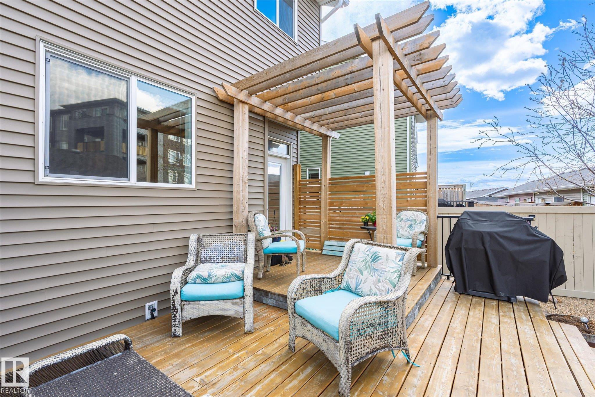 https://zimg.paragon.ice.com/ParagonImages/Property/PM/RAE/225399094/37/0/0/966ed69b25809aa86f4f2231986cc1ed/1/f7b2e06bb38d427d4e5098ecef4d3299/225399094-b61feef6-0718-432d-ac6a-c0f1989fabde.JPG