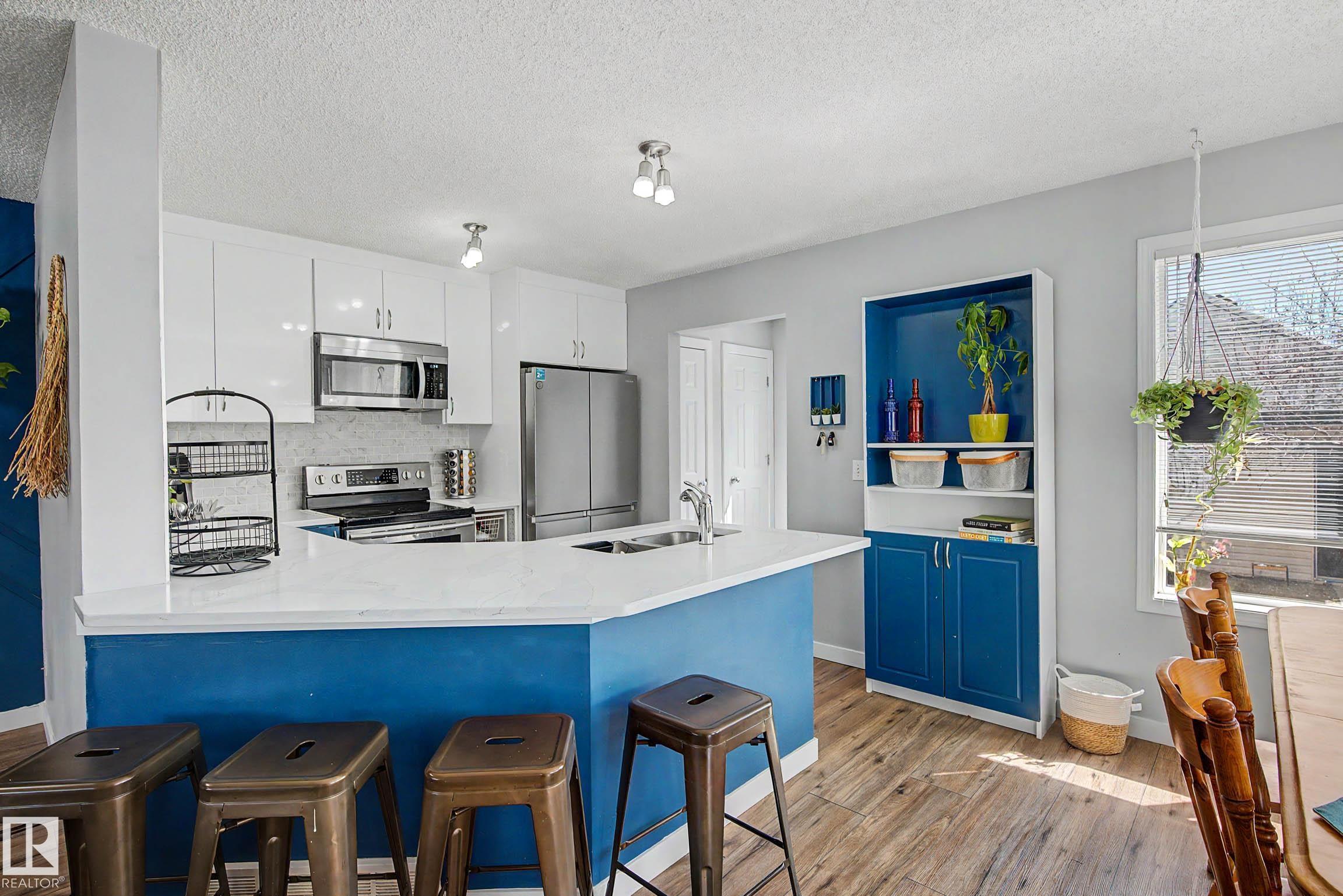 Photo 13 at 15 - 5281 Terwillegar Boulevard NW, South Terwillegar, Edmonton