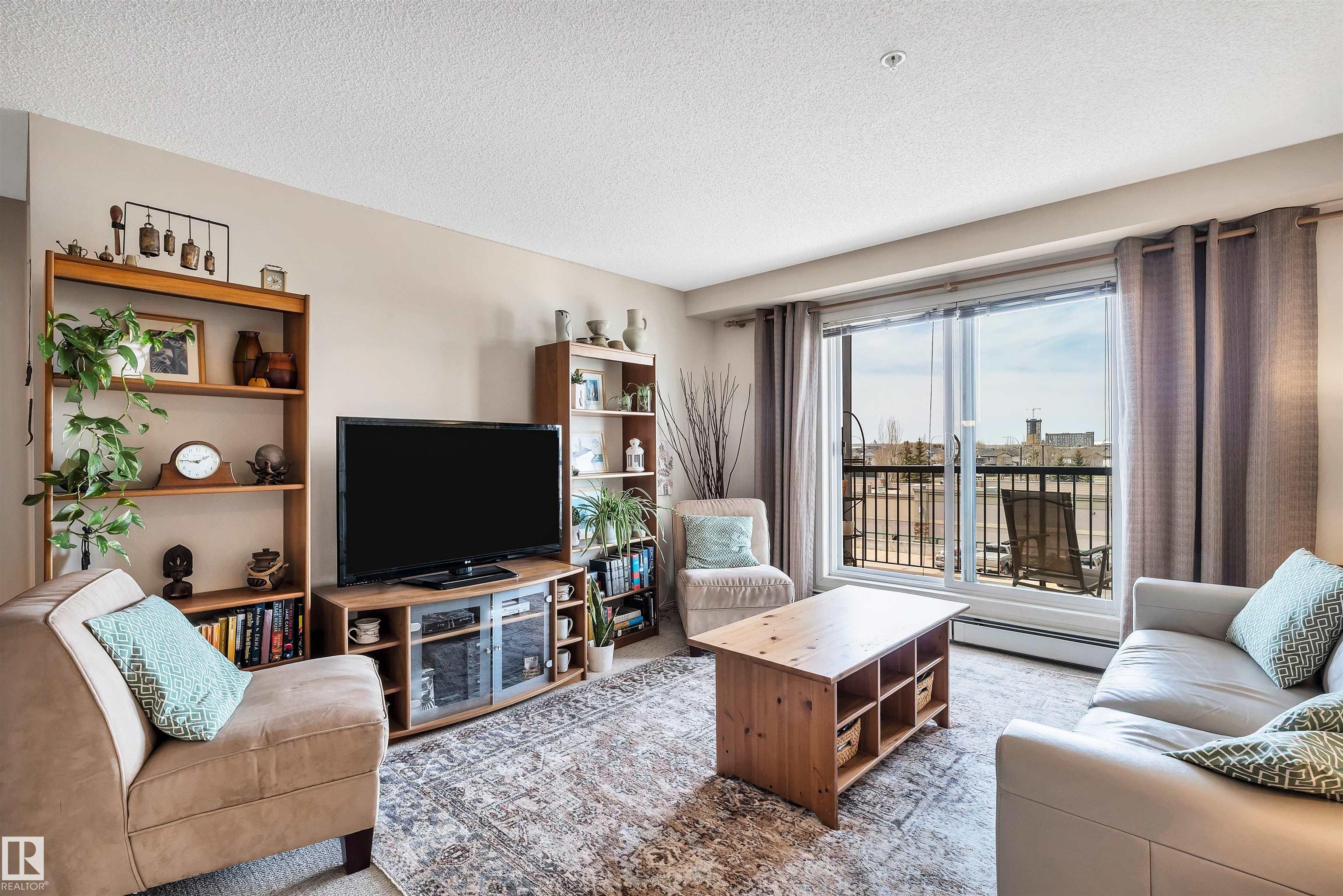 https://zimg.paragon.ice.com/ParagonImages/Property/PM/RAE/225399122/12/0/0/64f6dcdab78e2c8eb967107caed8caf9/1/6ca340fd9cf61cefc707ee0f908c15ef/225399122-b74113d2-3f49-48fc-809e-3ac4340d2dc0.JPG