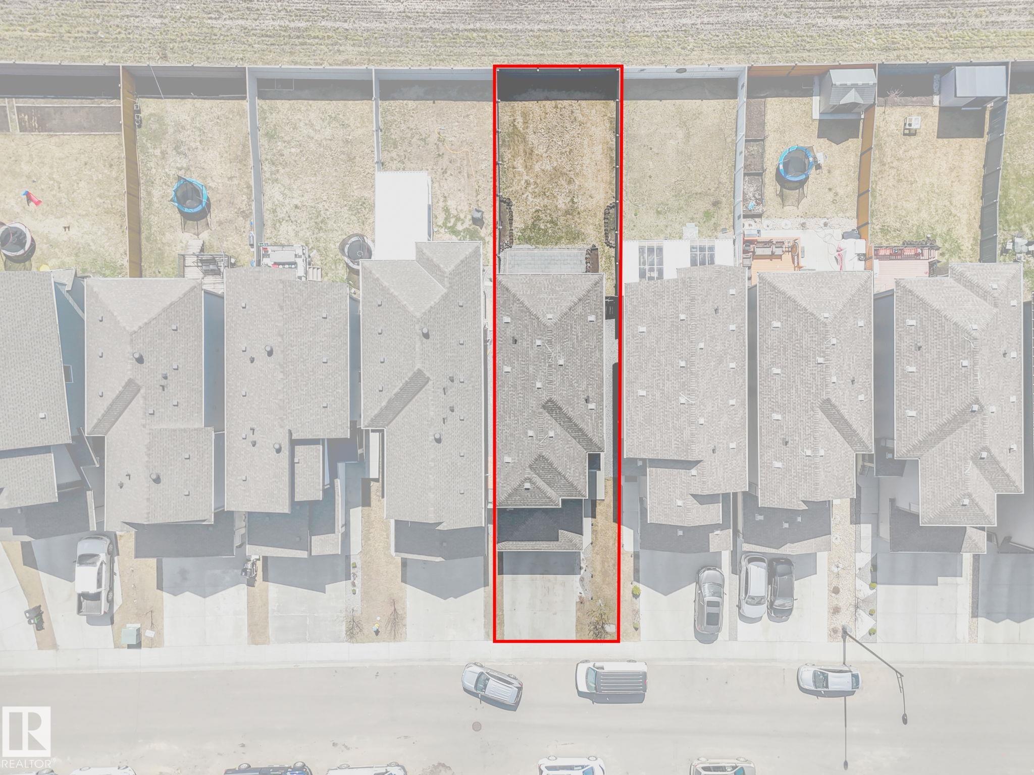 Photo 13 at 2435 12 Avenue NW, Laurel, Edmonton