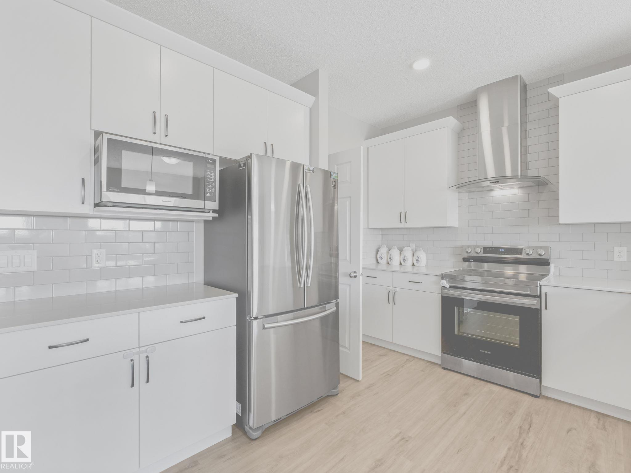 Photo 24 at 2435 12 Avenue NW, Laurel, Edmonton