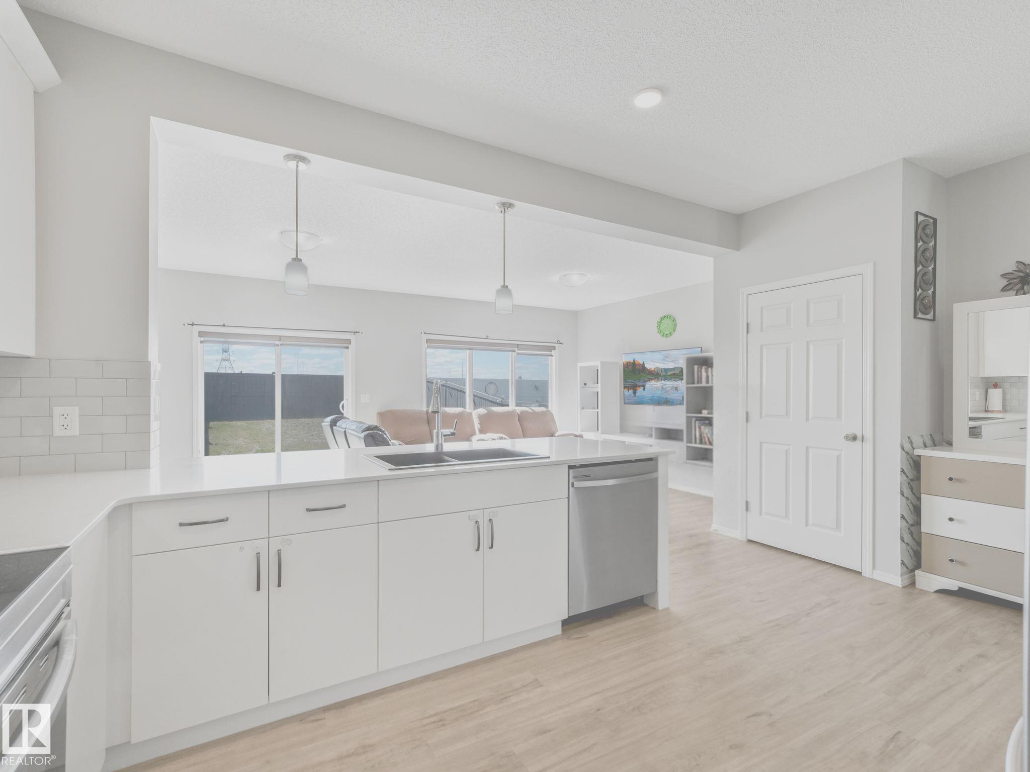 Photo 27 at 2435 12 Avenue NW, Laurel, Edmonton