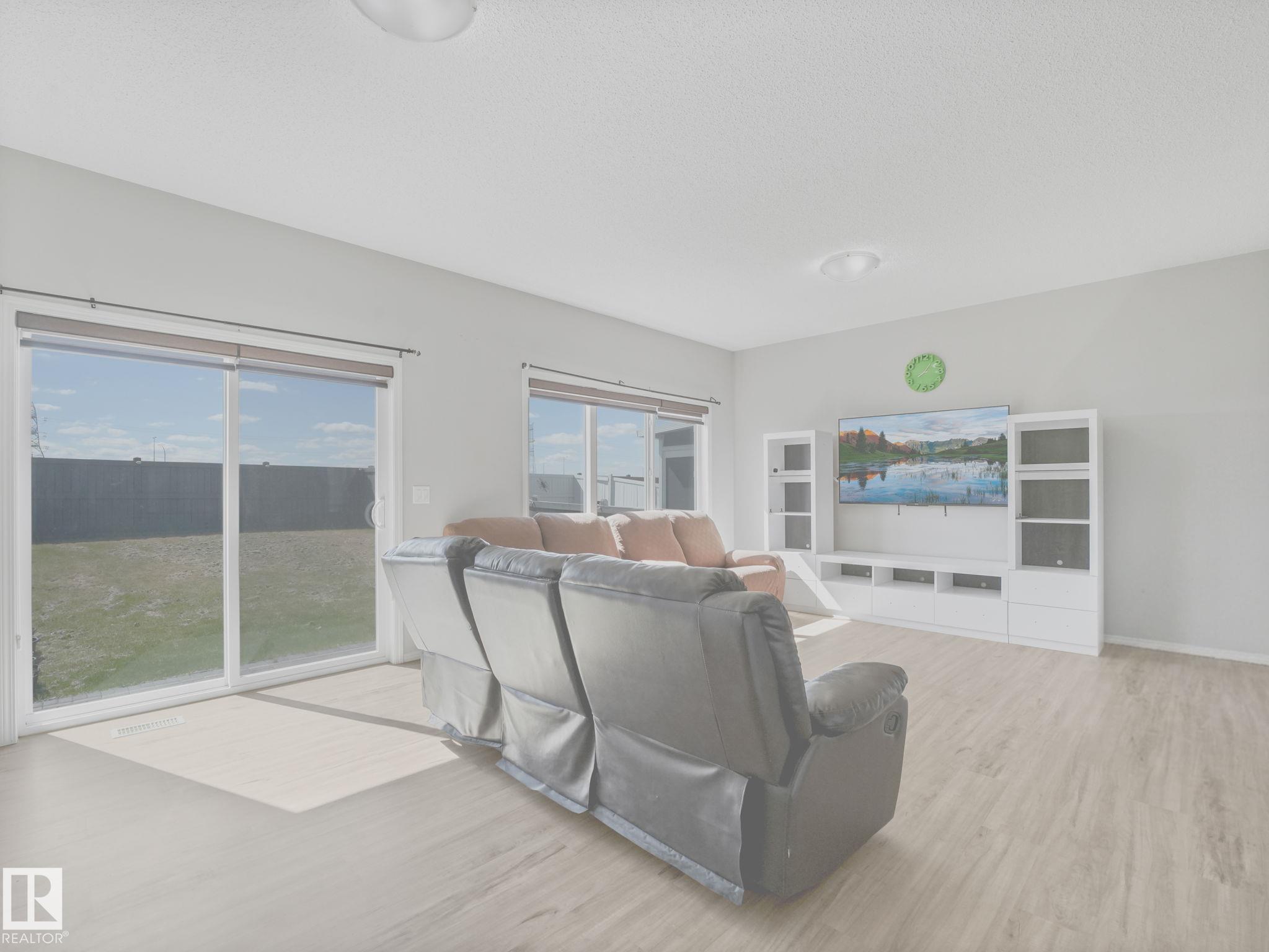 Photo 31 at 2435 12 Avenue NW, Laurel, Edmonton
