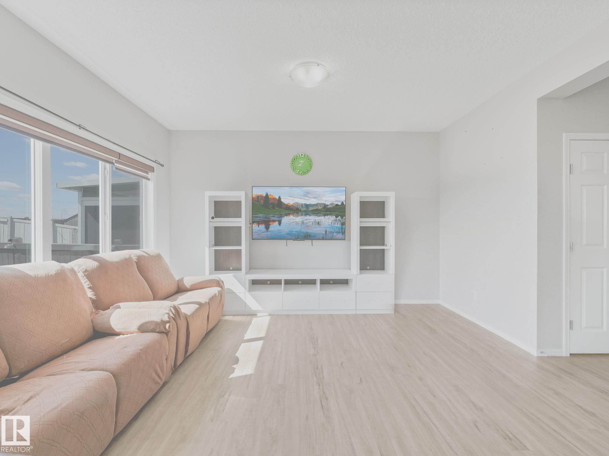 Photo 34 at 2435 12 Avenue NW, Laurel, Edmonton