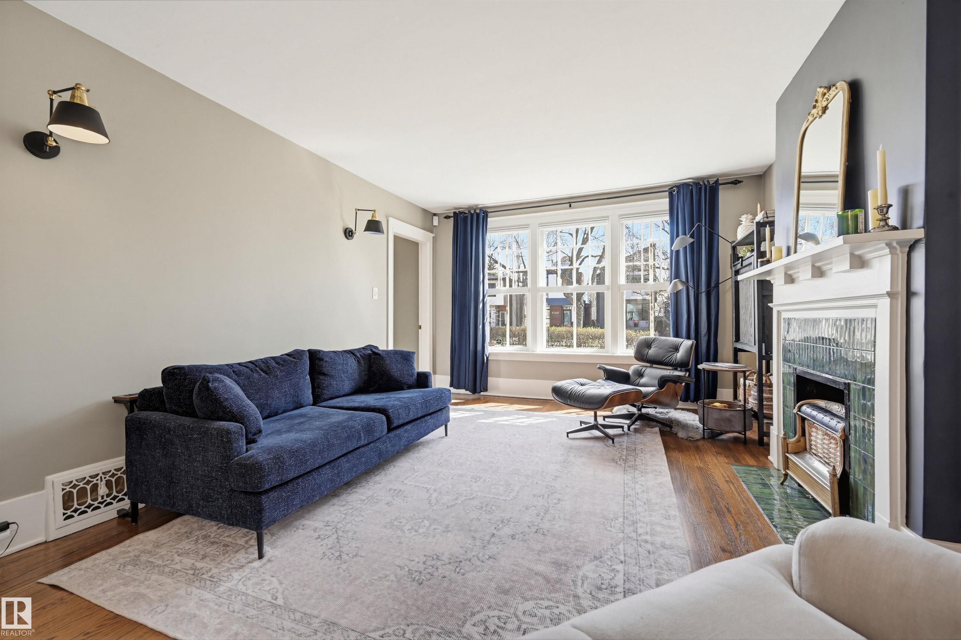 Picture for 10544 127 ST NW