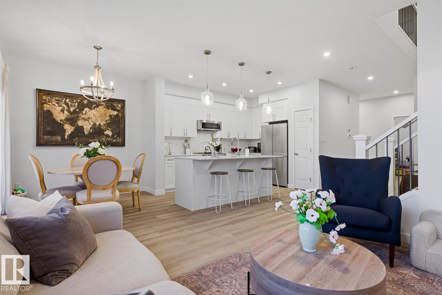 https://zimg.paragon.ice.com/ParagonImages/Property/PM/RAE/225399129/7/0/0/8eb5e76de3c95d85c872b7d7e3fcb08c/1/56894fe0d4961470f3a74247bf4f4ce7/225399129-e302af46-3e09-407f-a15b-4a827d5b90c4.JPG