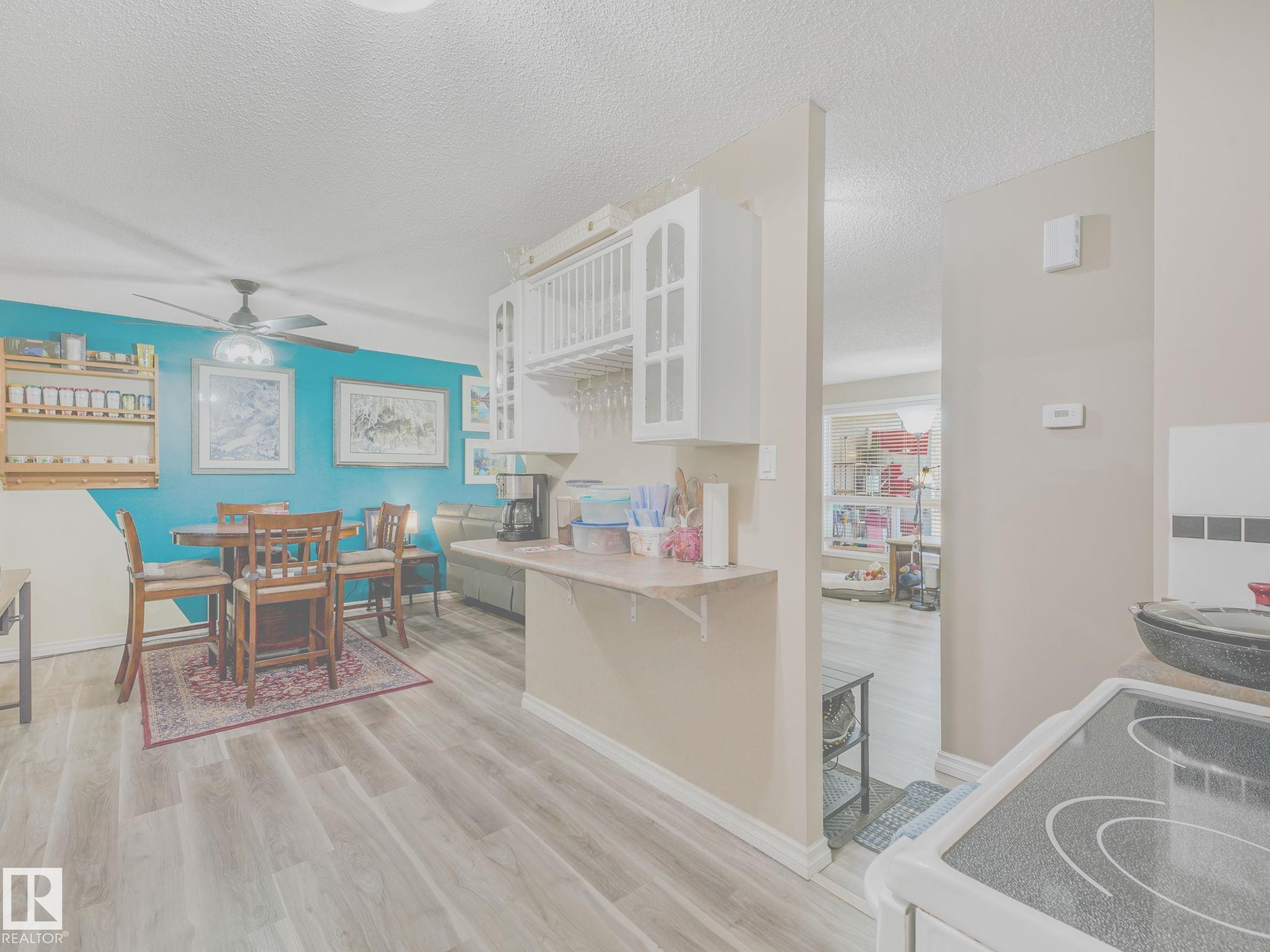 https://zimg.paragon.ice.com/ParagonImages/Property/PM/RAE/225399134/22/0/0/549df86ef98cffabe87d6badbcf4ebb8/1/2bf4de1991f8c549e0c5132576b43399/225399134-91860ccd-5935-4cd6-903b-e483508e85cf.JPG