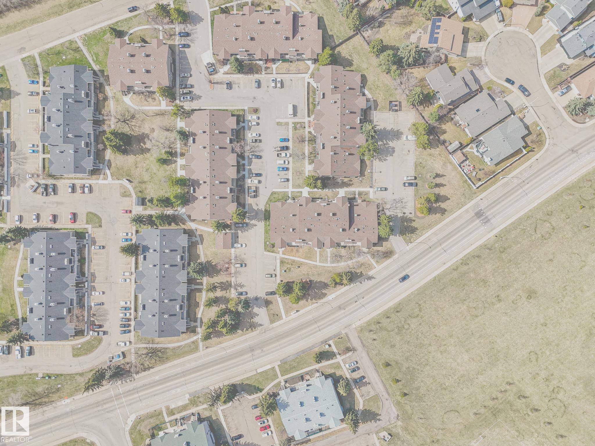https://zimg.paragon.ice.com/ParagonImages/Property/PM/RAE/225399134/43/0/0/43b8334a0b8eadf626d7a1990a750881/1/2bf4de1991f8c549e0c5132576b43399/225399134-955b702f-707a-4632-a697-7ecd13072048.JPG