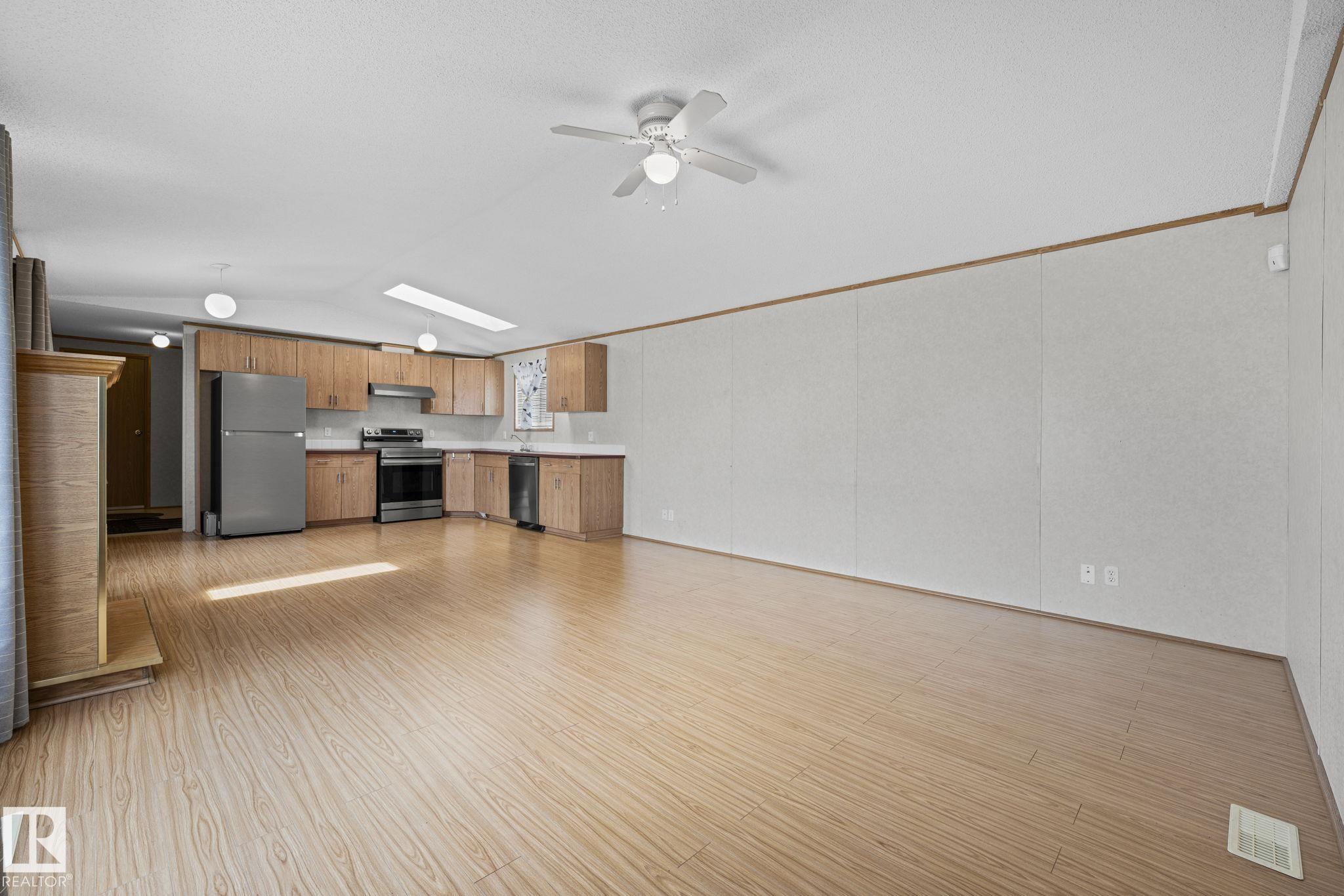 Picture for 623 evergreen park NE