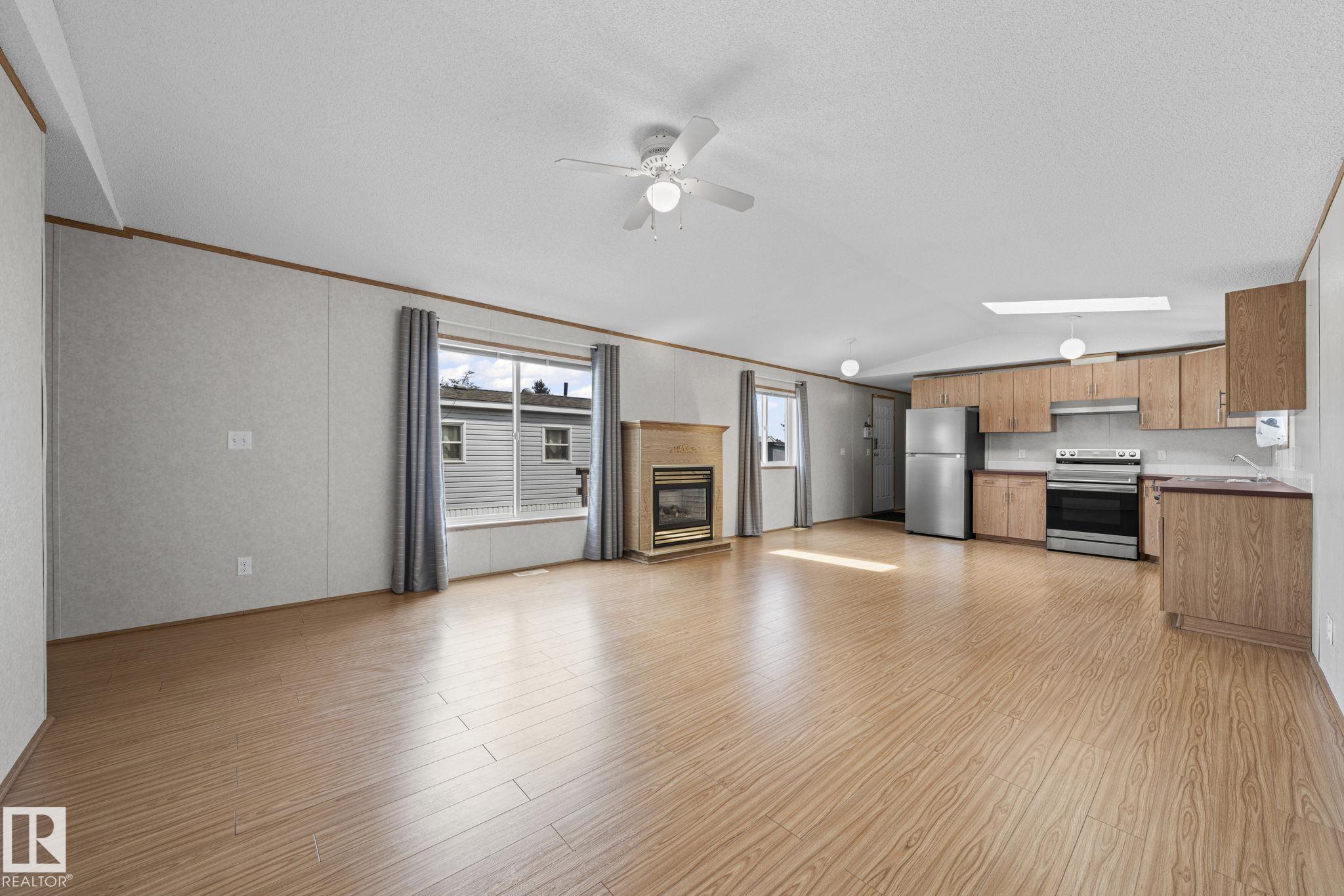Picture for 623 evergreen park NE
