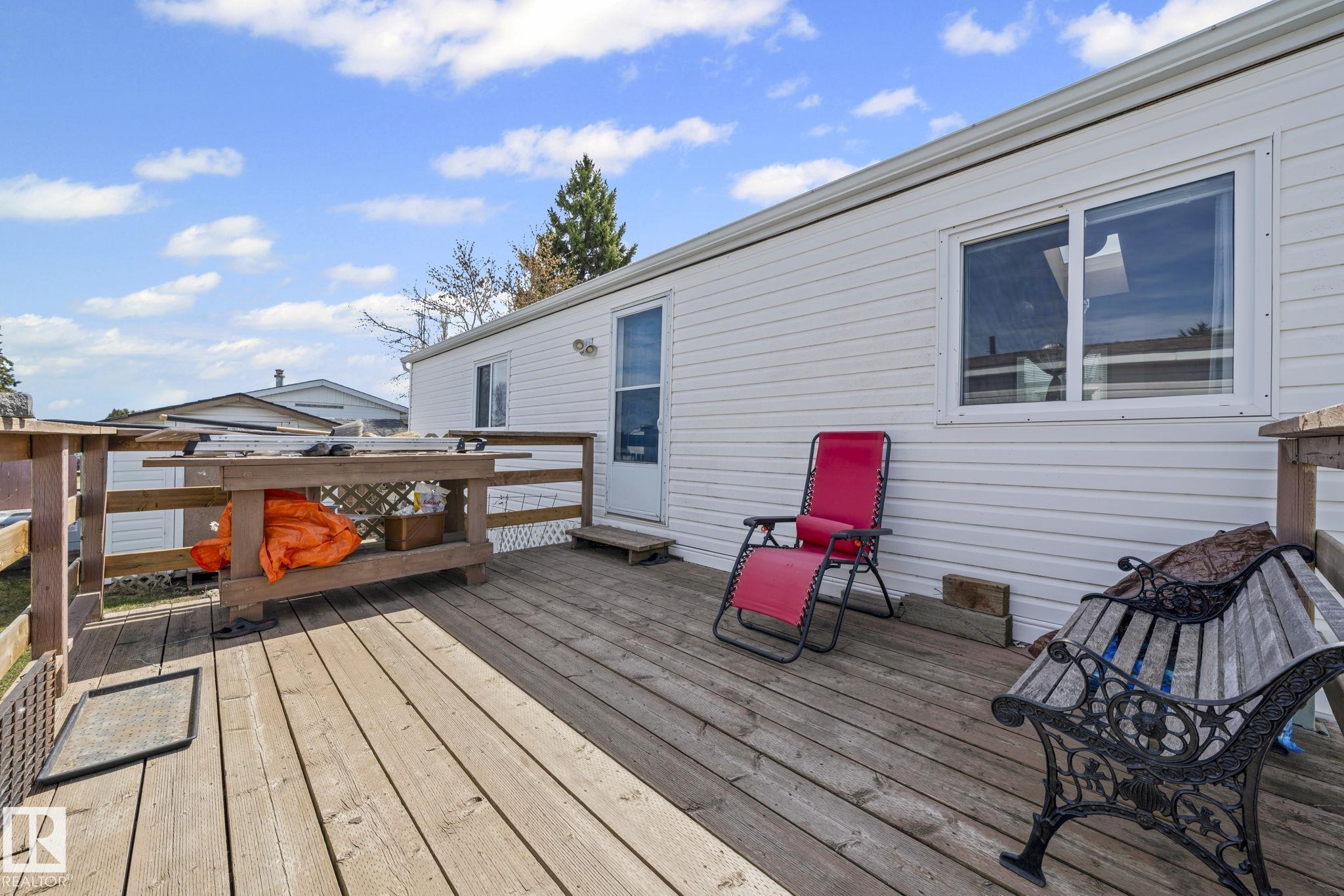 https://zimg.paragon.ice.com/ParagonImages/Property/PM/RAE/225399136/33/0/0/c468d9f542ca9fb2080333c52ae68d4c/1/dedf3844b75c708fd766da4c30136f70/225399136-6e633fb8-3205-422b-b25e-02c70e39748a.JPG