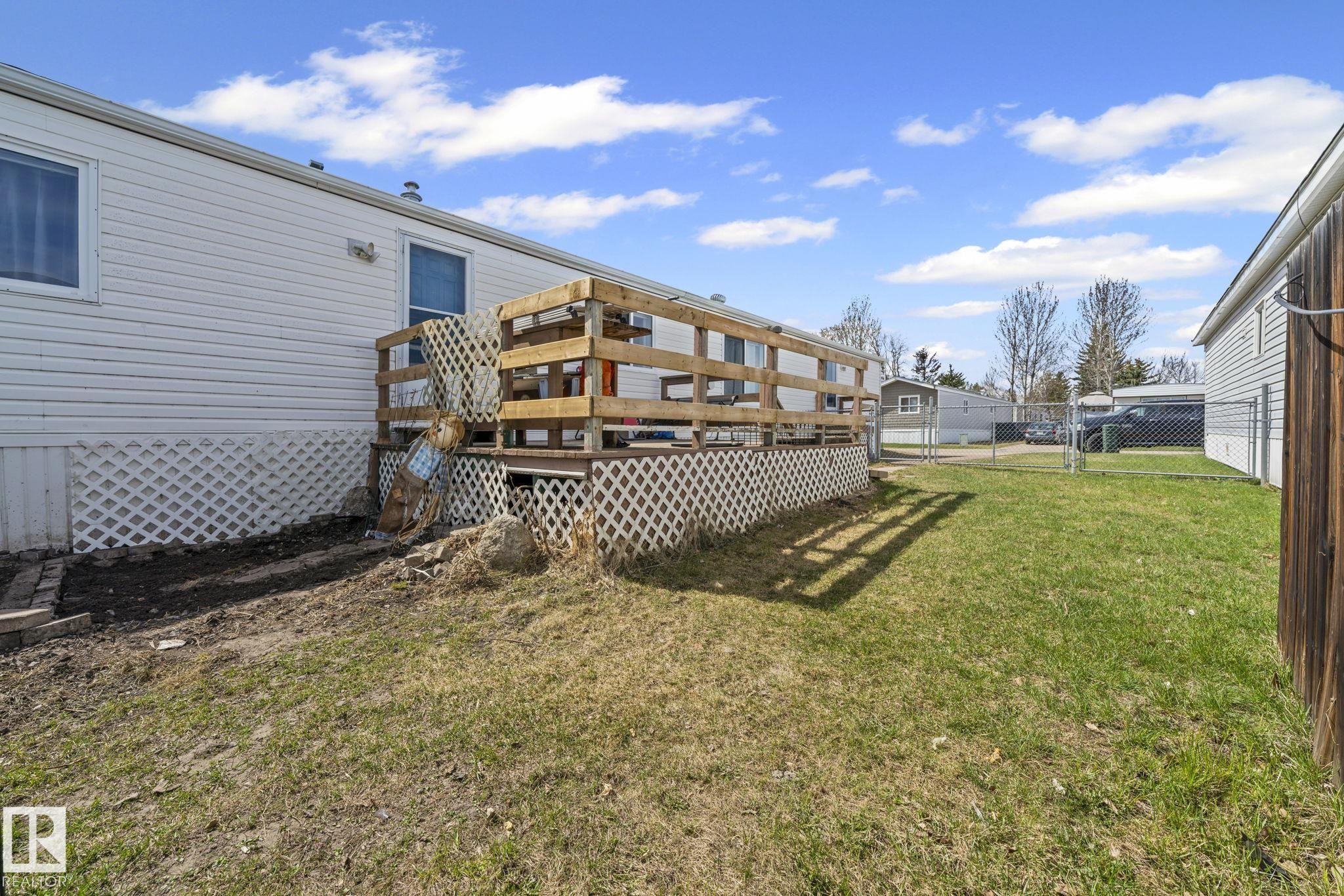 https://zimg.paragon.ice.com/ParagonImages/Property/PM/RAE/225399136/36/0/0/9e55a2ed211f17e985f42020d7a42ece/1/dedf3844b75c708fd766da4c30136f70/225399136-125f3c4a-11b0-466f-acab-1e07cbf6b83c.JPG