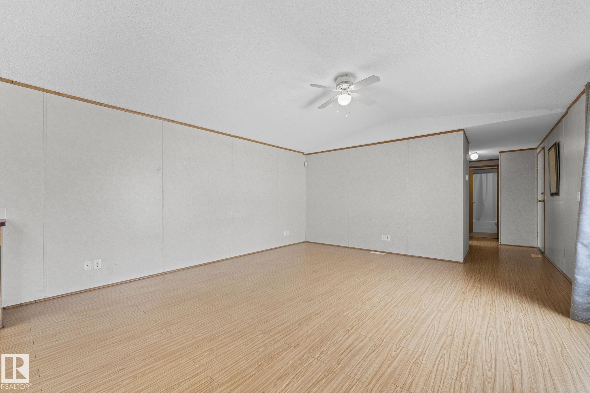 Picture for 623 evergreen park NE