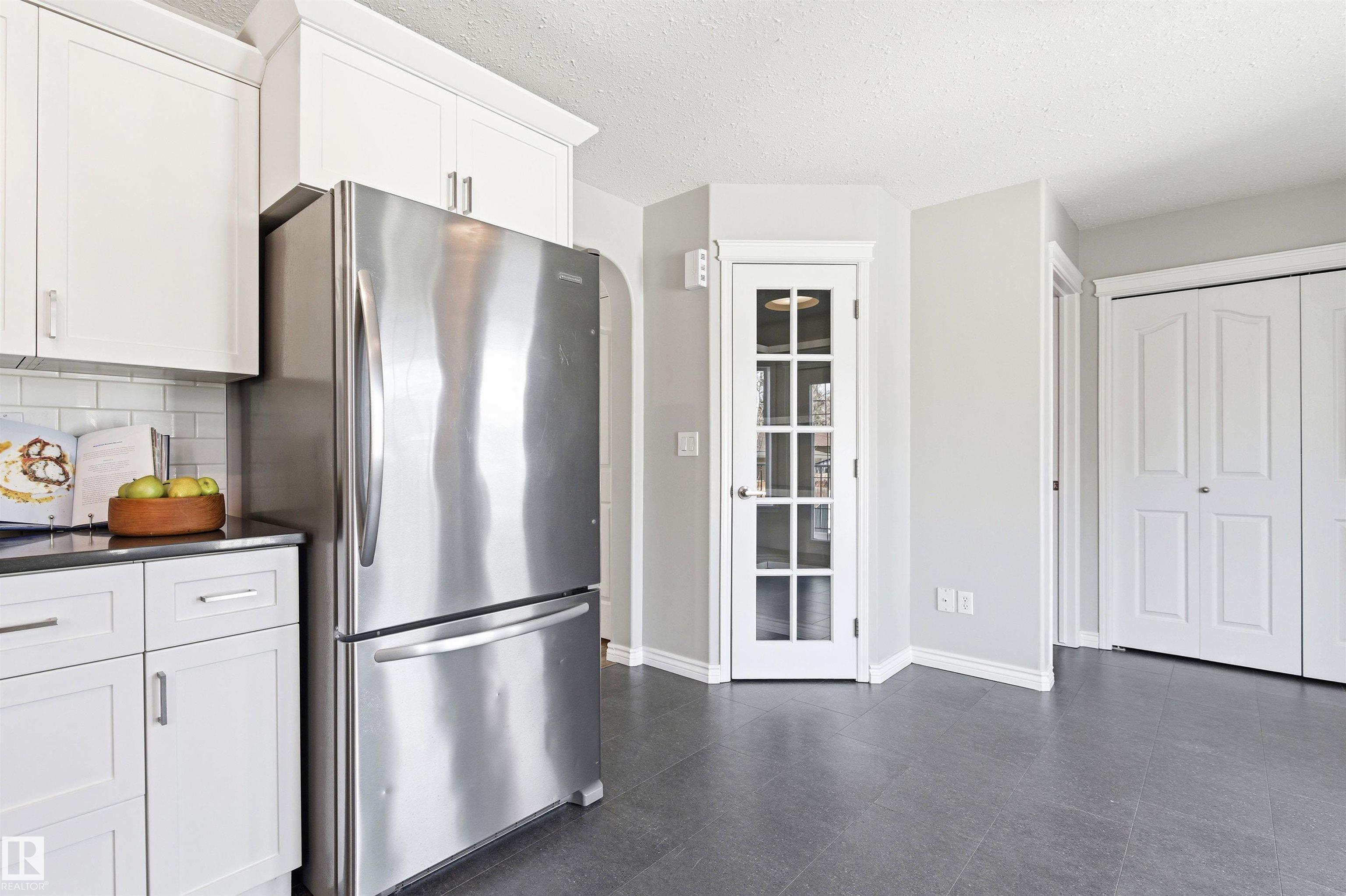 Photo 25 at 8730 92a Avenue NW, Strathearn, Edmonton