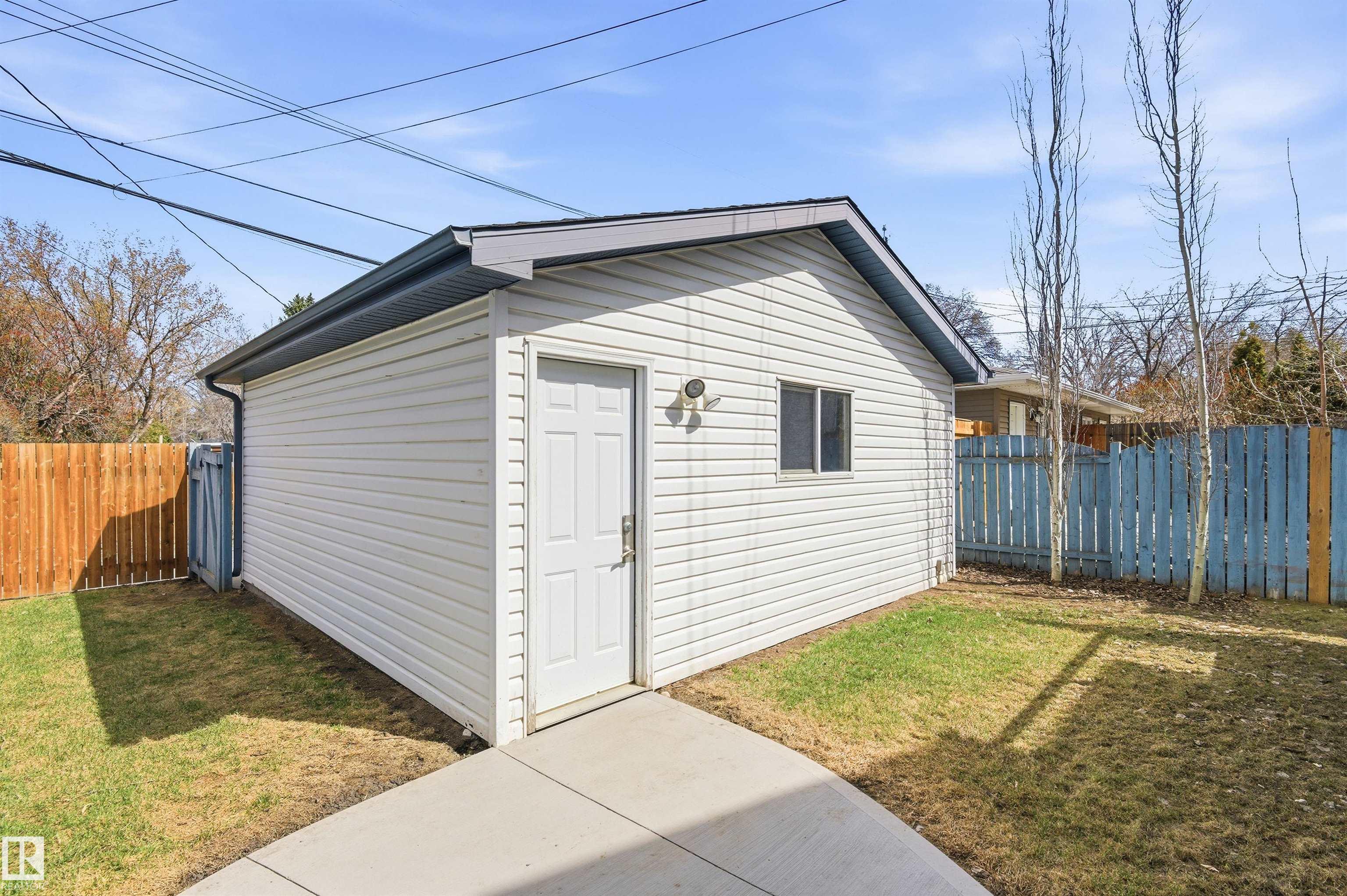 Photo 63 at 8730 92a Avenue NW, Strathearn, Edmonton
