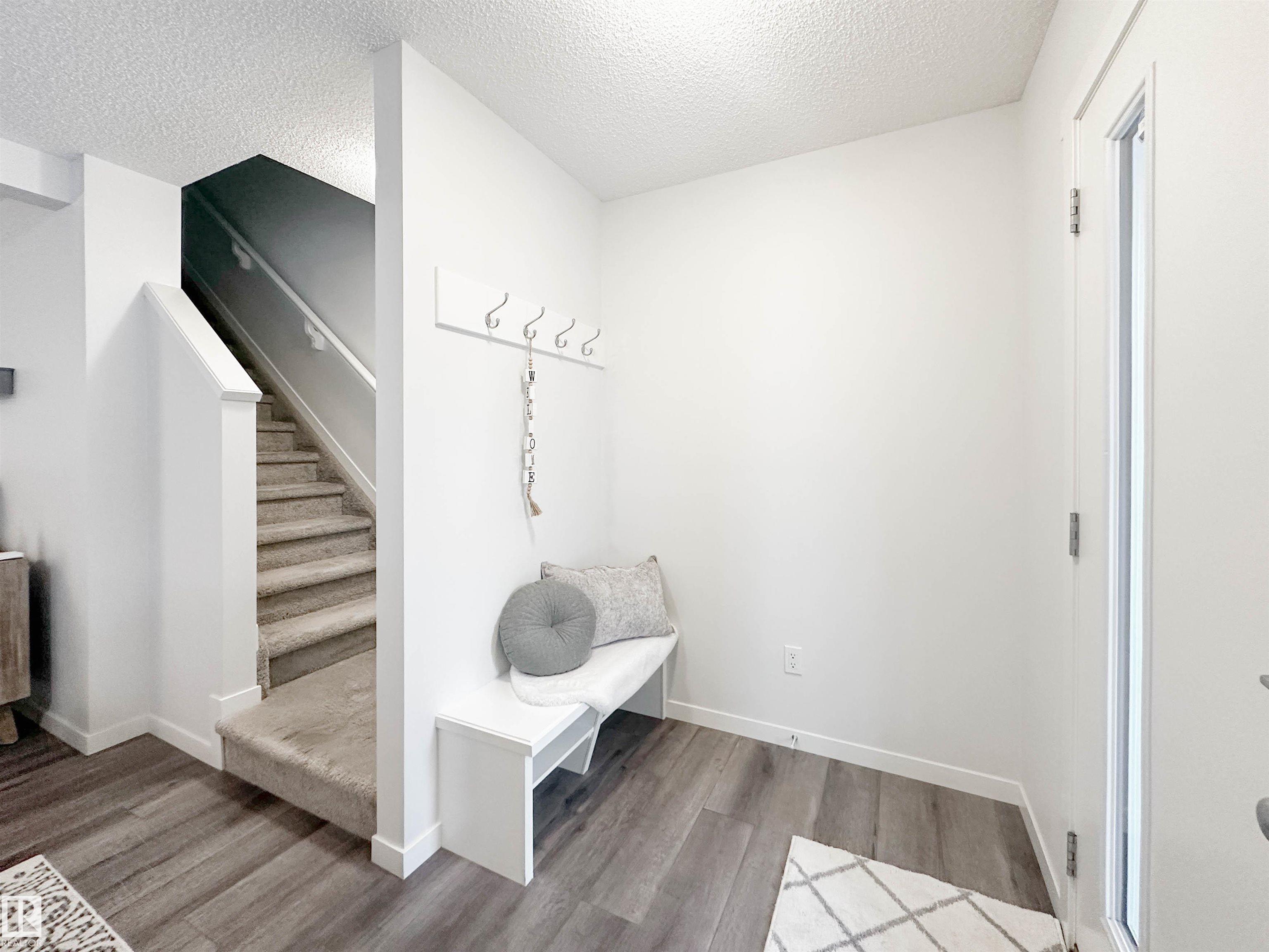 Picture for 1270 ROSENTHAL BV NW