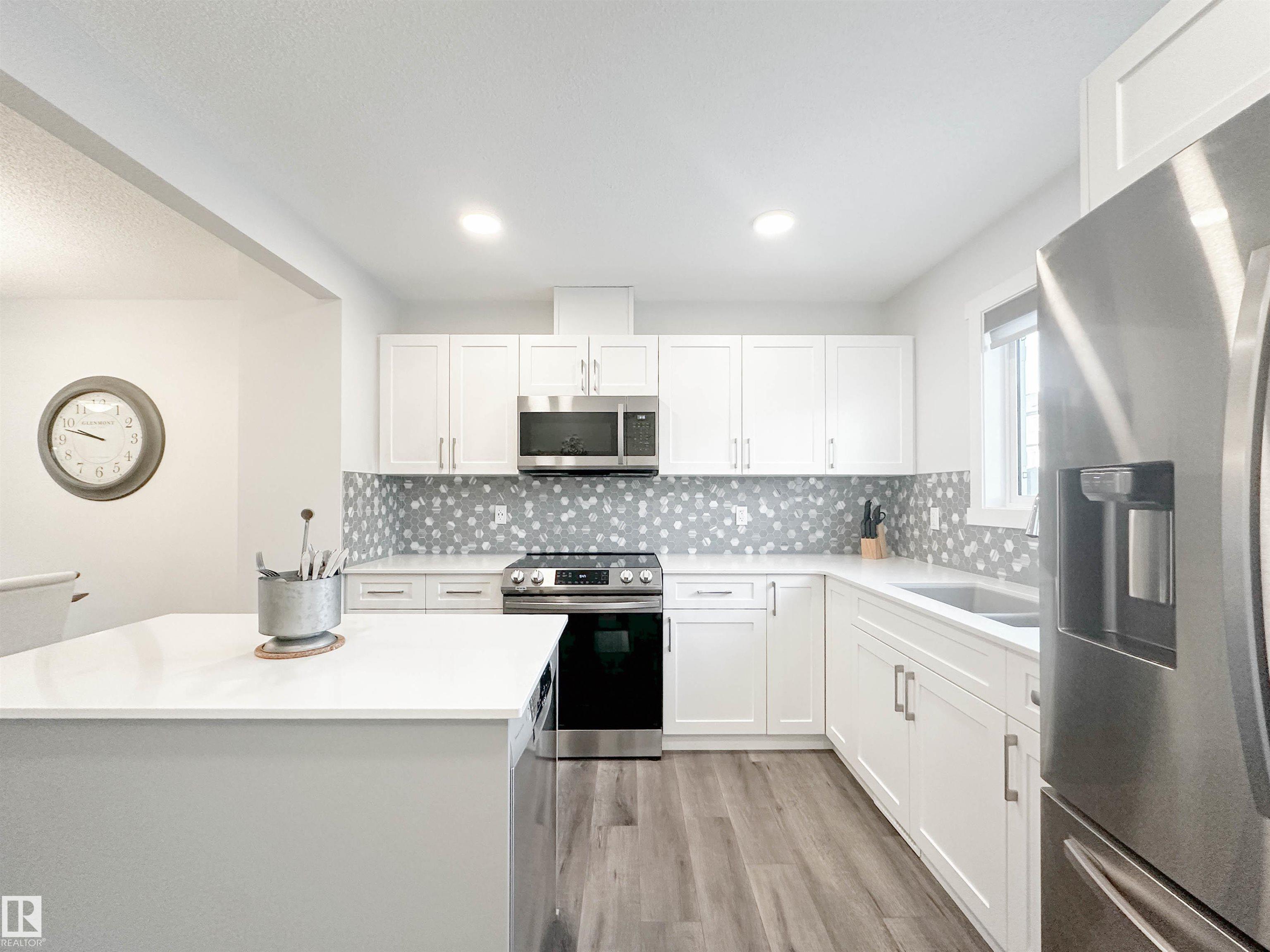 https://zimg.paragon.ice.com/ParagonImages/Property/PM/RAE/225399146/16/0/0/ebd80be32438b9c0eeffbe26ad61d66a/1/f90dde2c105697beeba64209a6923c53/225399146-2120098A-2010-4A89-9FA2-5DF076BA3011.JPG