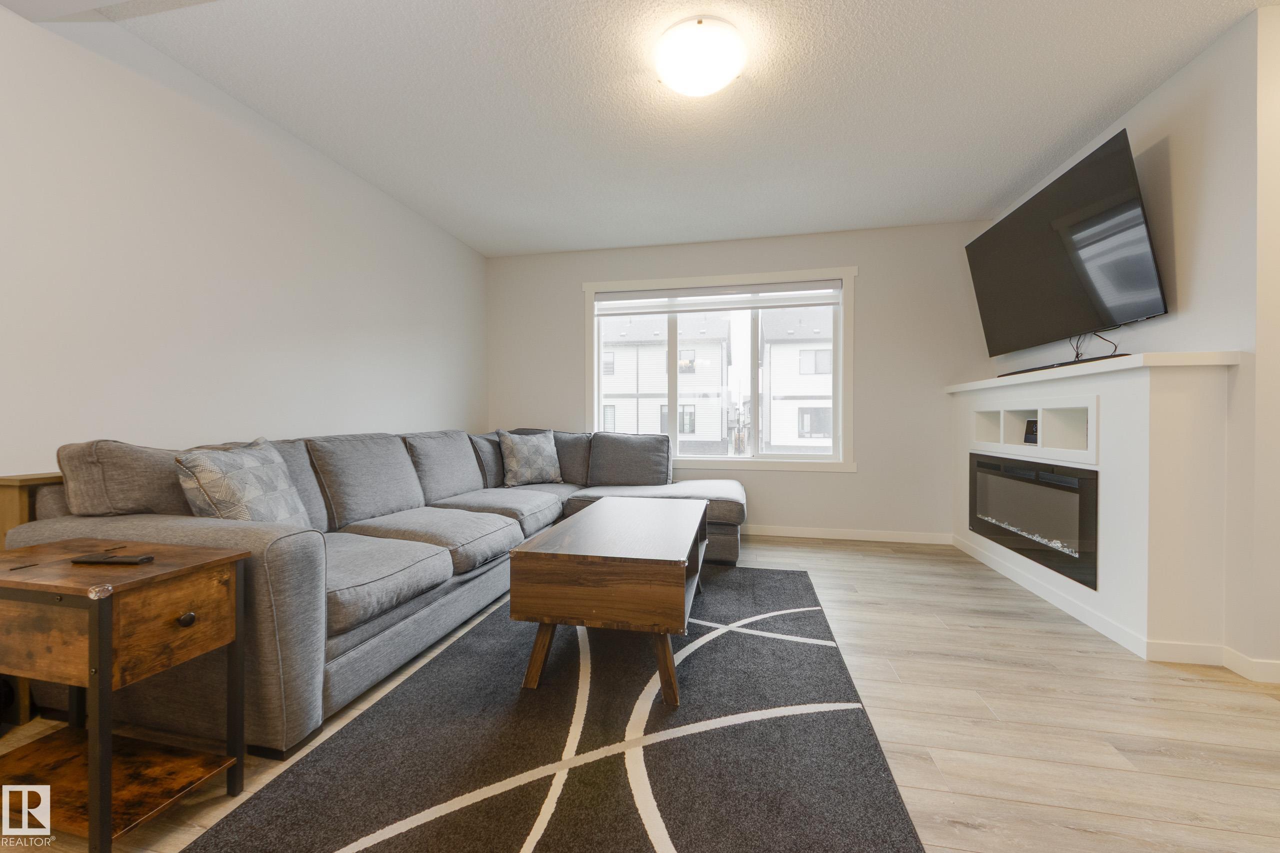 Picture for 19620 27 AV NW