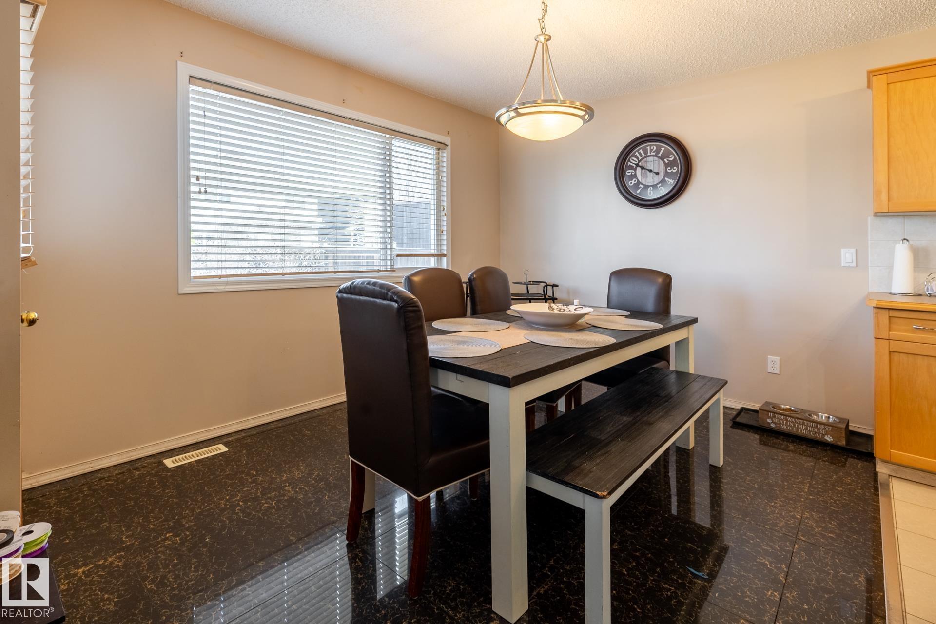 Photo 17 at 55 Lamplight Cove, Legacy Park, Spruce Grove