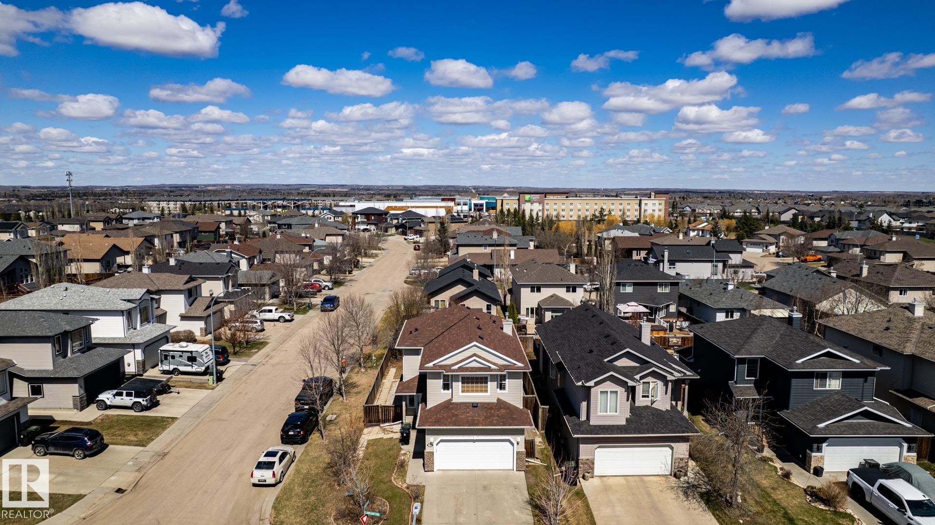 55 Lamplight Cove, Legacy Park, Spruce Grove