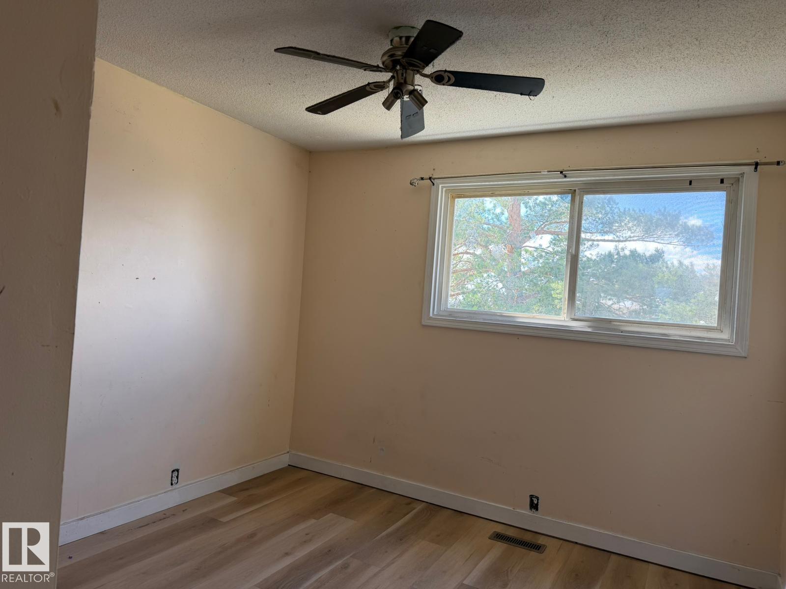 Picture for 163 MAYFAIR MEWS ME NW