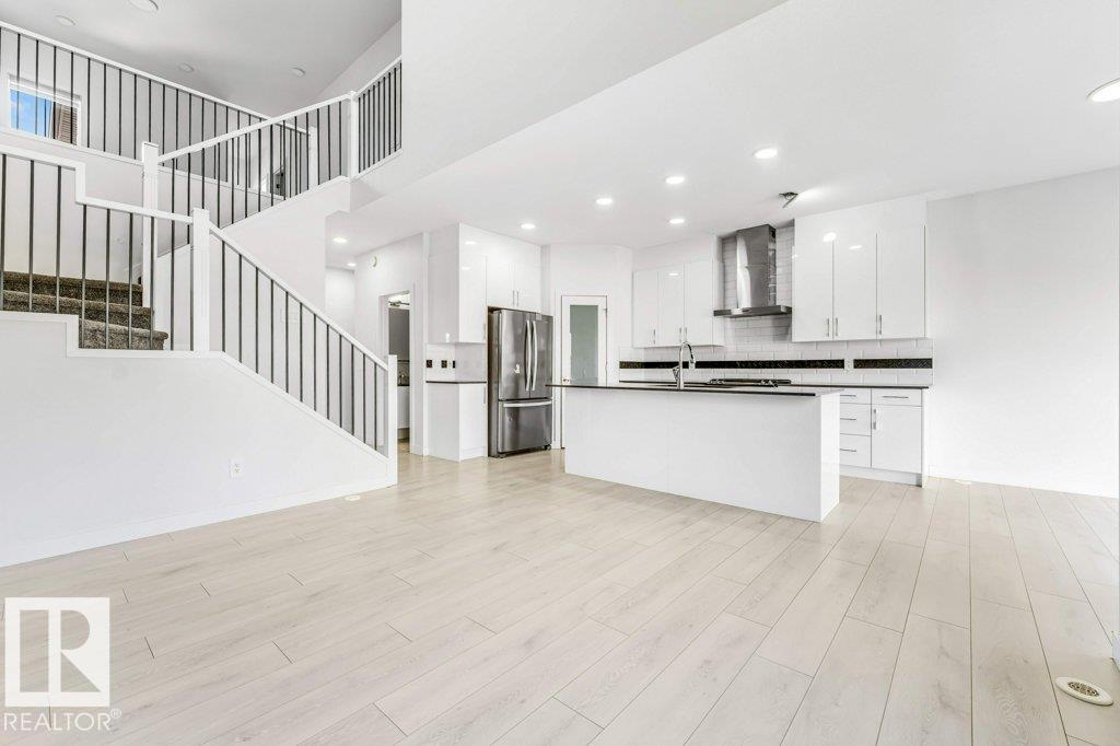 Photo 11 at 5140 23 Avenue SW, Walker, Edmonton