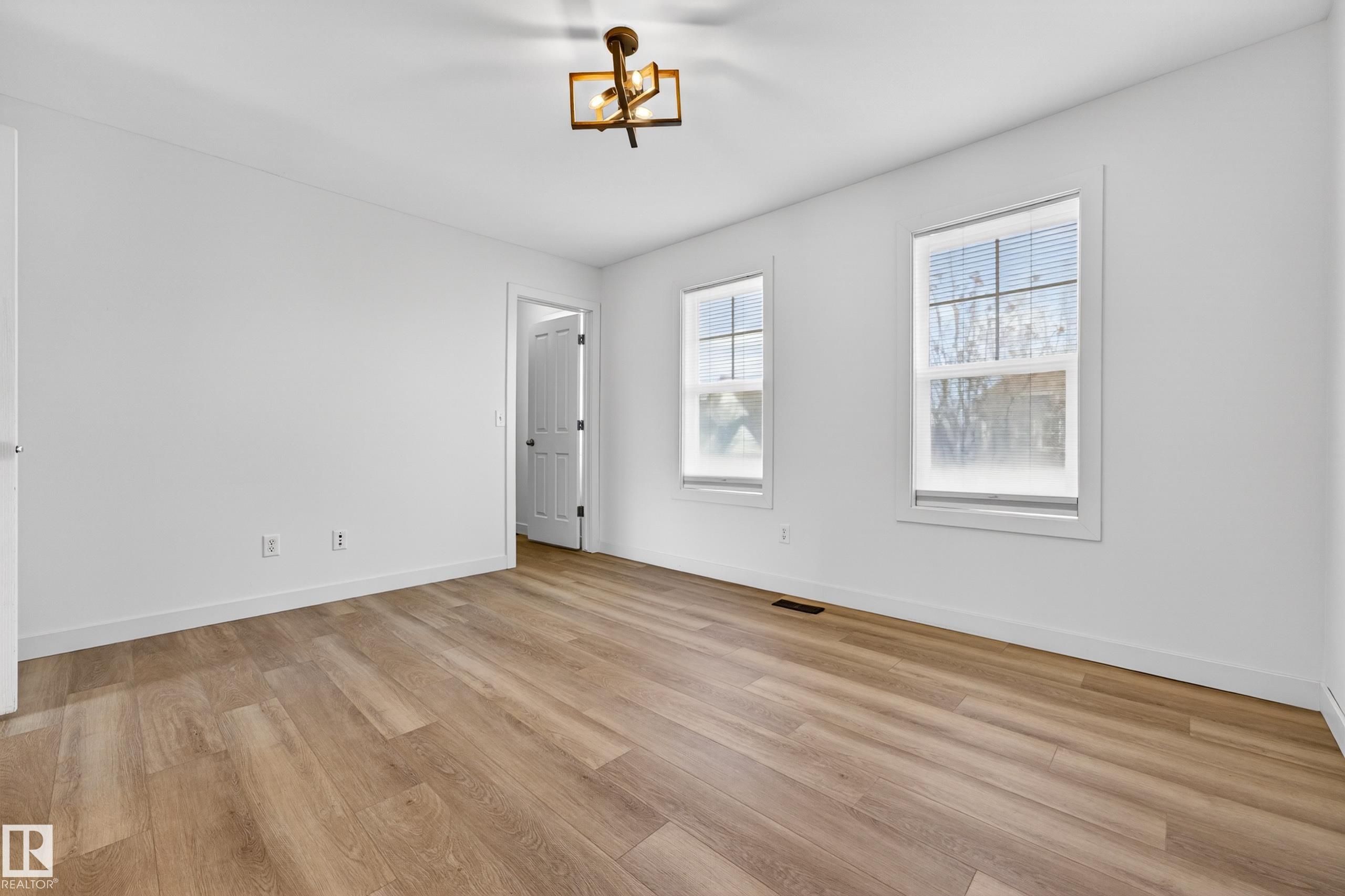 Photo 24 at 5915 South Terwillegar Boulevard NW, South Terwillegar, Edmonton