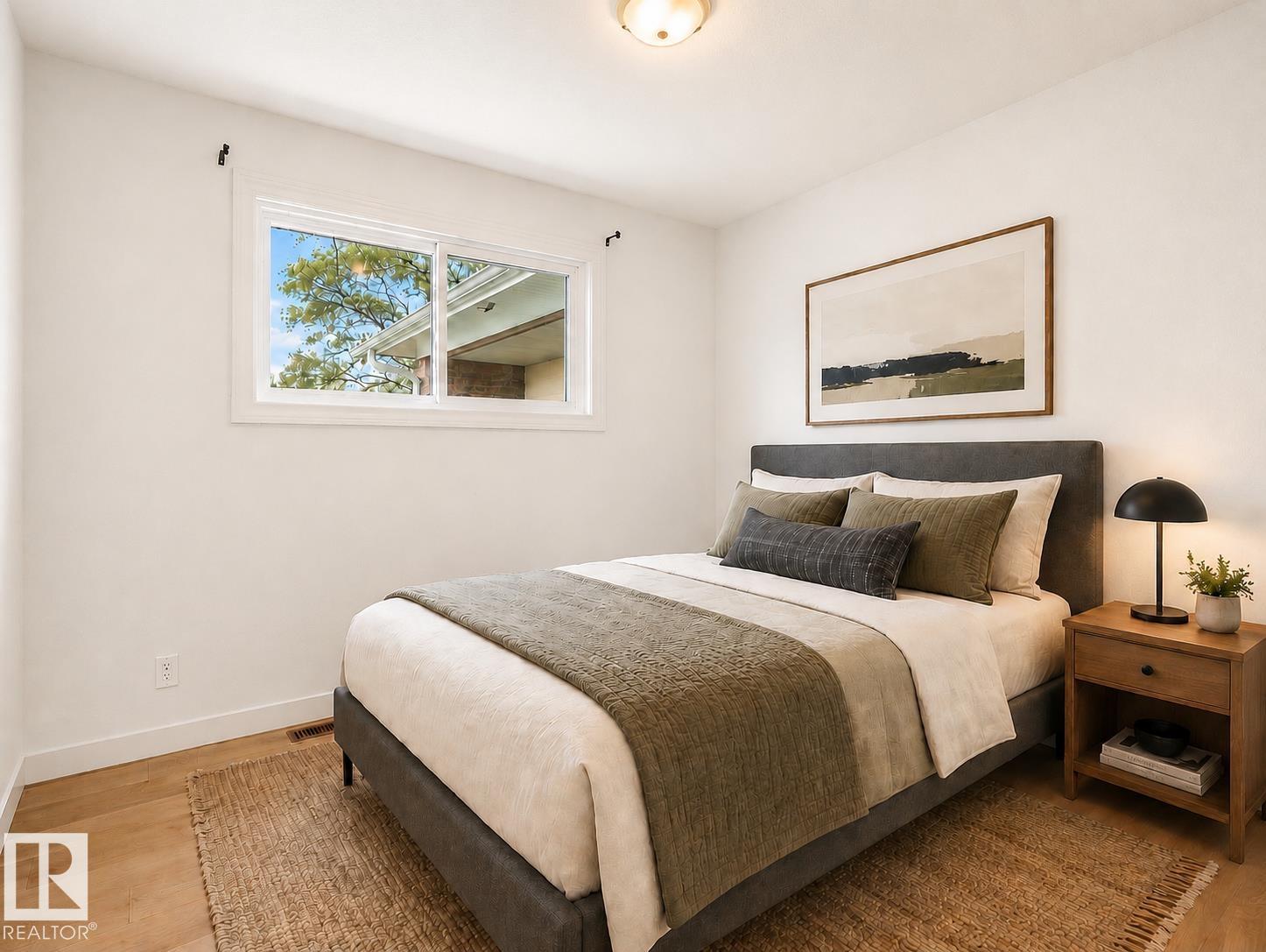 https://zimg.paragon.ice.com/ParagonImages/Property/PM/RAE/225399226/21/0/0/c2a6884504febd59ea1a4dfce052bae5/1/7e9bd31a09d3377cc625da127864e313/225399226-4b2ccbc9-f78e-4eb5-8186-c37cac5e8c58.JPG