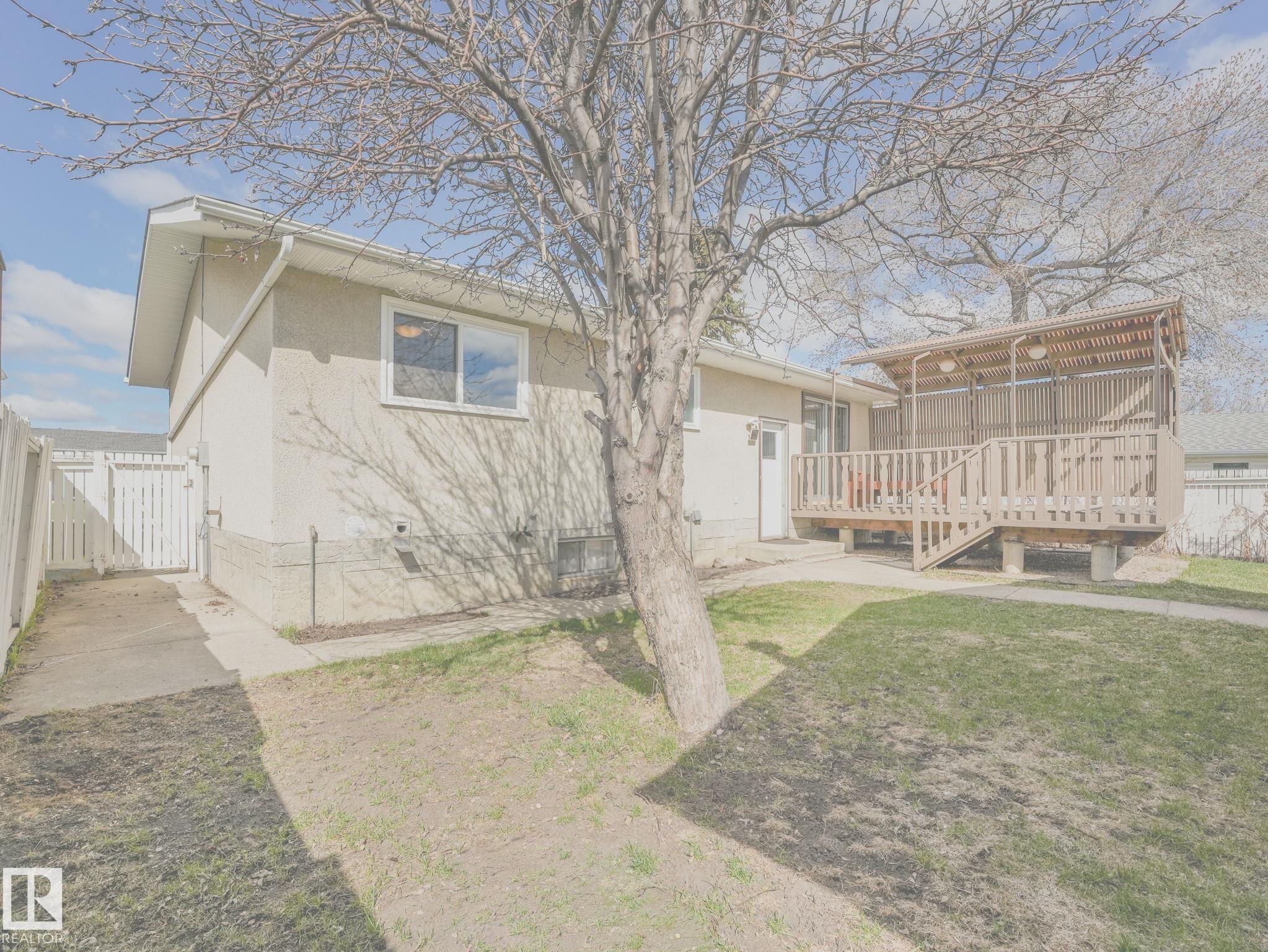 https://zimg.paragon.ice.com/ParagonImages/Property/PM/RAE/225399226/49/0/0/b204c3e2c3f7dc08a0c8c99fb6837b27/1/7e9bd31a09d3377cc625da127864e313/225399226-ccea3918-fafc-47e7-b96f-0df9276001f9.JPG
