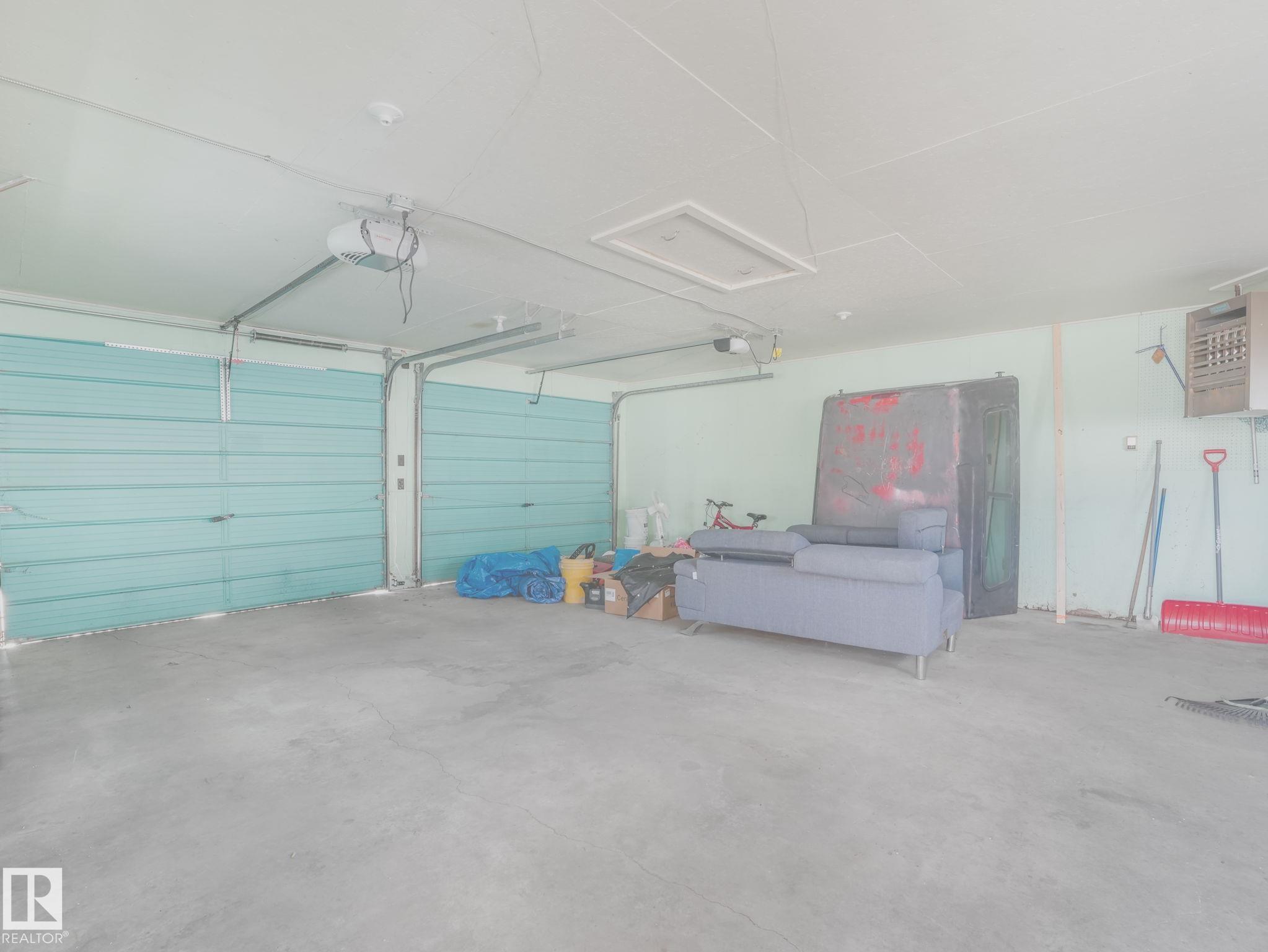 https://zimg.paragon.ice.com/ParagonImages/Property/PM/RAE/225399226/56/0/0/20212390482eadb5302299d02405e840/1/7e9bd31a09d3377cc625da127864e313/225399226-4c291a54-3085-4dee-b2ed-e3890499c23a.JPG