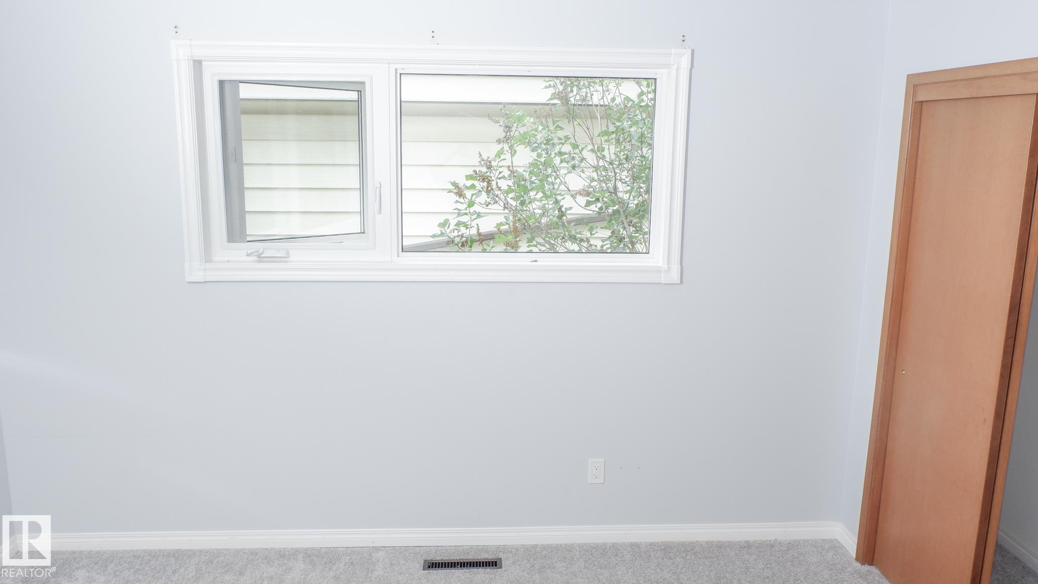 https://zimg.paragon.ice.com/ParagonImages/Property/PM/RAE/225399238/12/0/0/fdb27cb973ce7b3b49b533001c5d8f9f/1/c7aabf95f01cf75c6bf430eec53920ff/225399238-f76d3771-d3bd-4794-b655-84ef39e03aeb.JPG