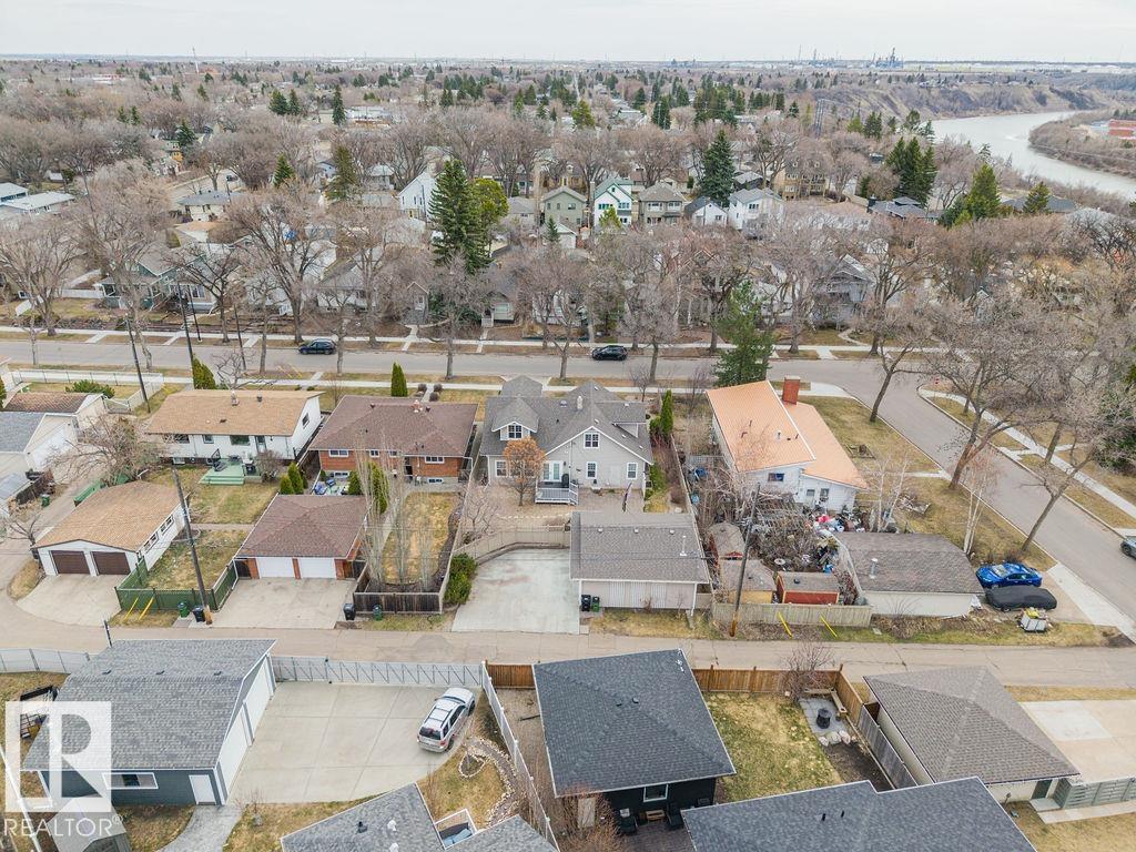https://zimg.paragon.ice.com/ParagonImages/Property/PM/RAE/225399239/40/0/0/a7cc8ebc6b221b0e3a99a44cb2d619fa/1/3d800af94bdd0b9f05b0cd18c8ab83ed/225399239-c9e5729c-c653-4c0a-84cf-61912717da18.JPG