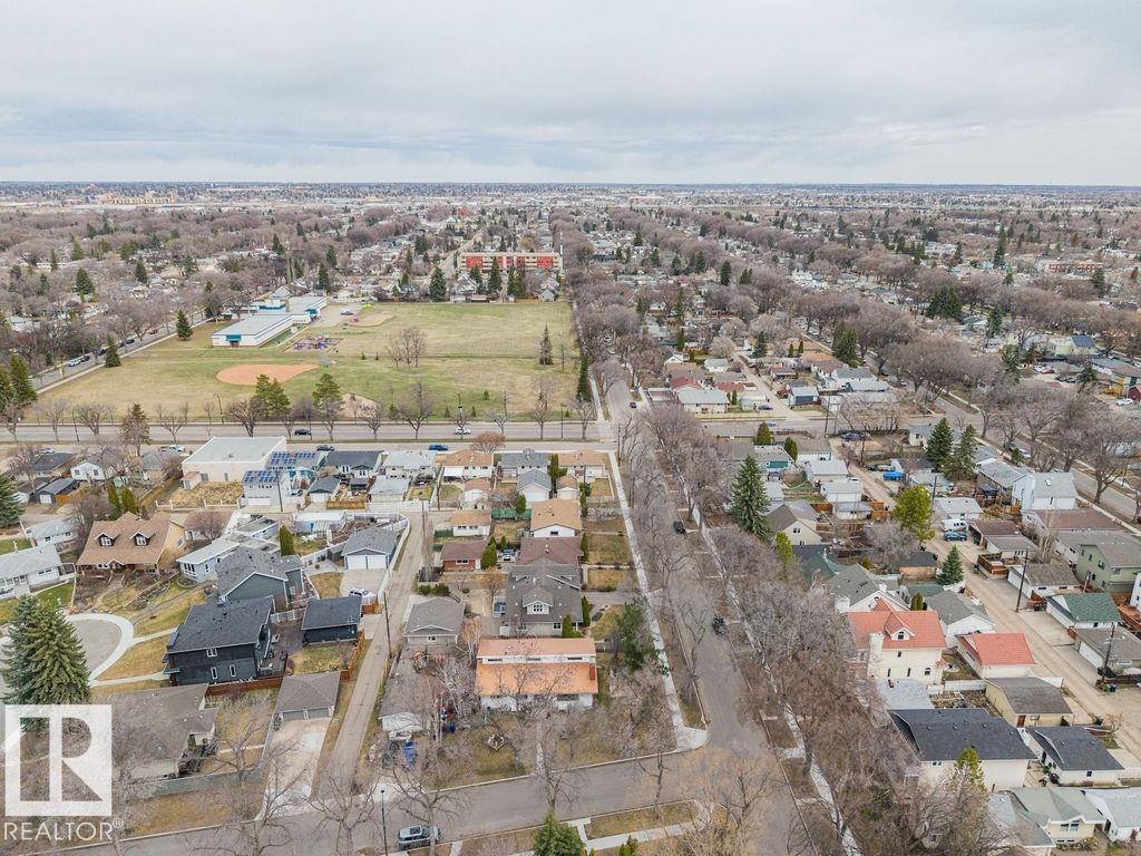 https://zimg.paragon.ice.com/ParagonImages/Property/PM/RAE/225399239/43/0/0/d930784f7adfa1117c969457ab0a39ce/1/3d800af94bdd0b9f05b0cd18c8ab83ed/225399239-6cb92728-ae2a-4ffb-8dad-c9c72ea2a61b.JPG